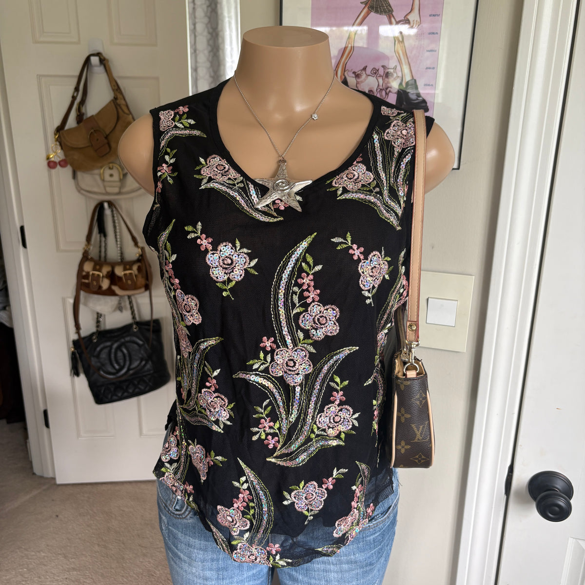 y2k 000s black & pink floral beaded tank top (size L)