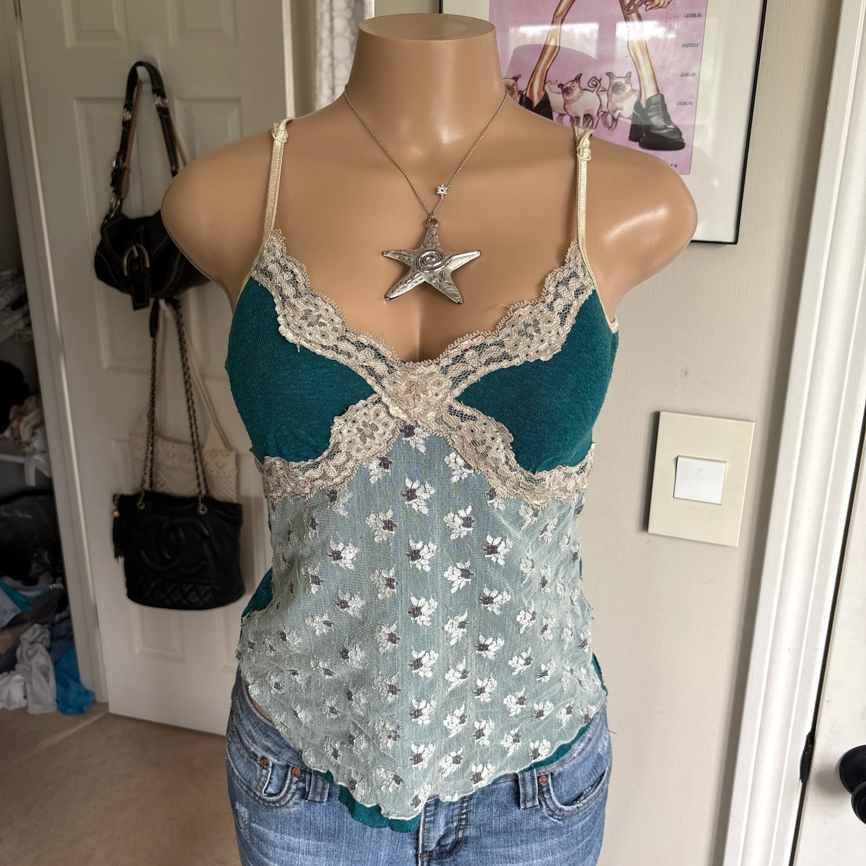 00s teal & white floral lace cami (size M)