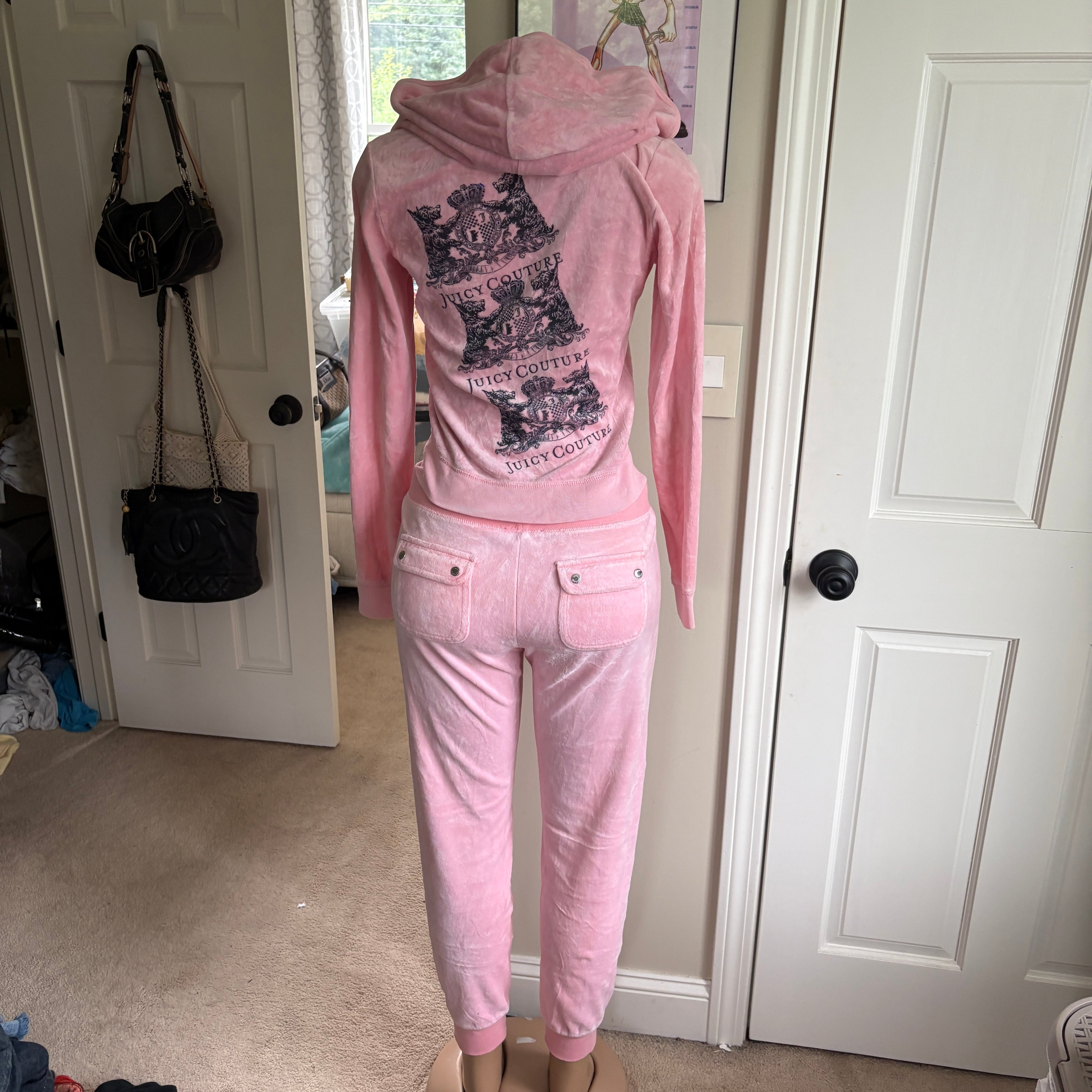 00s Juicy Couture baby pink scottie dog tracksuit set (size M)