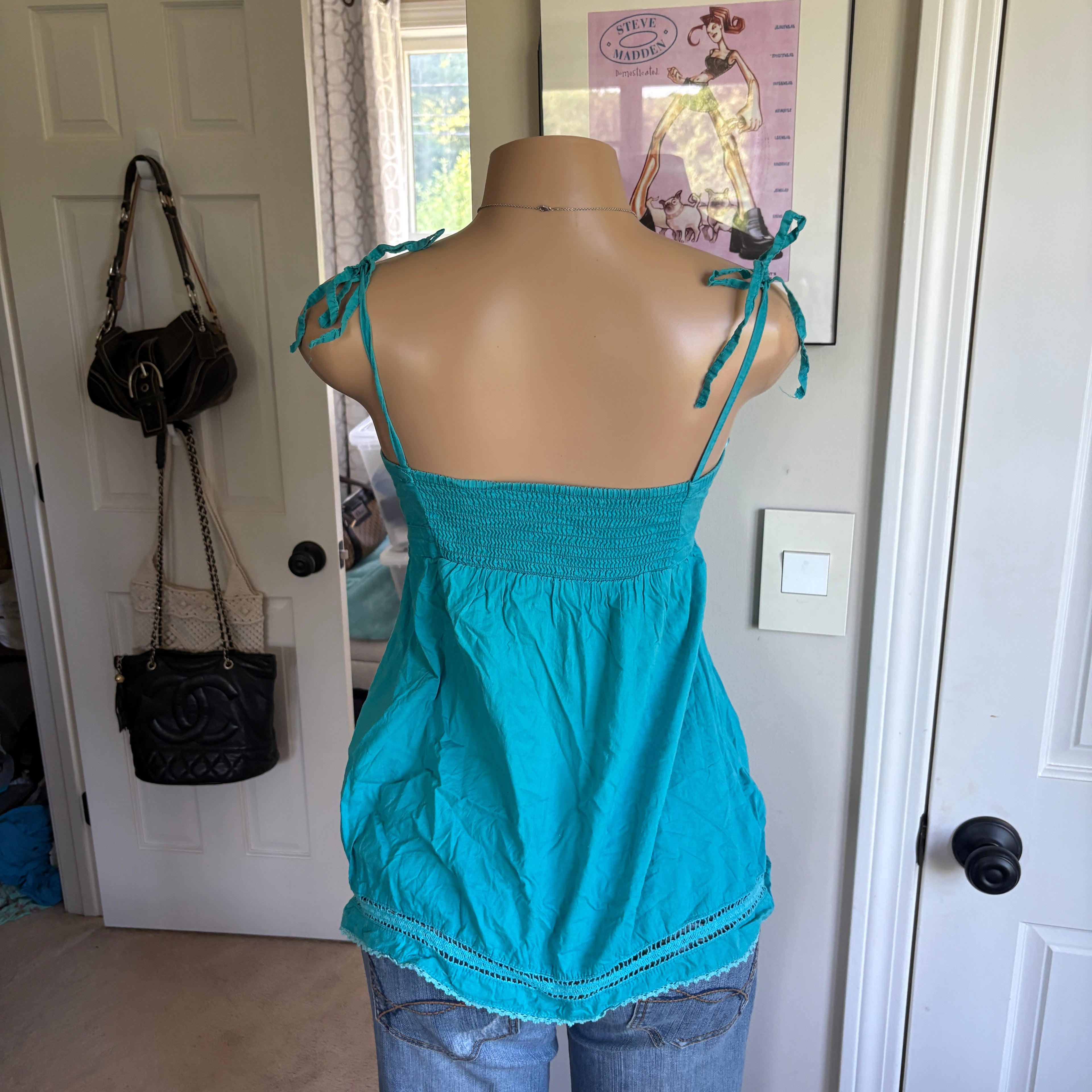 00s teal v neck tank top (size M)