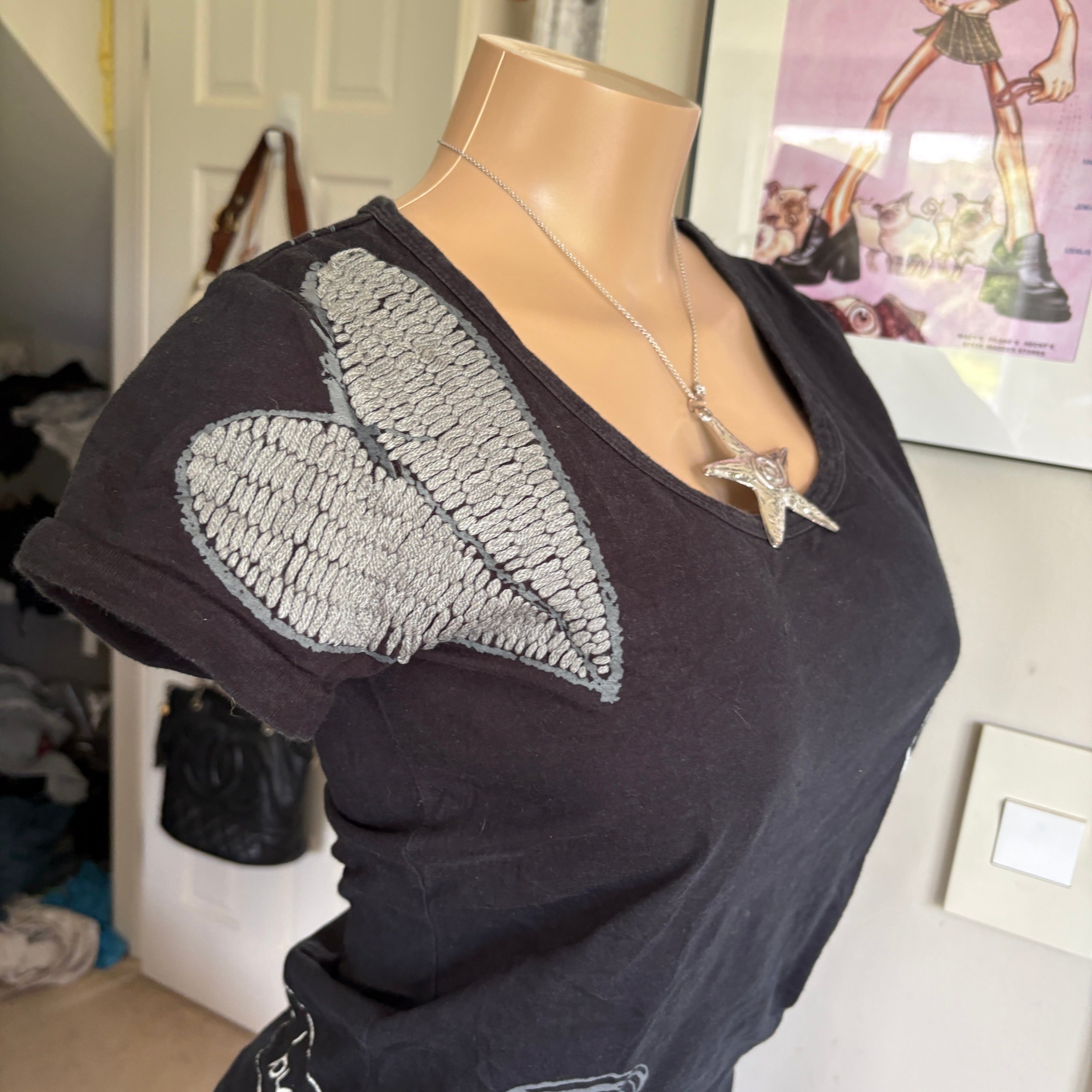 00s Desigual black graphic short sleeve top (size M)