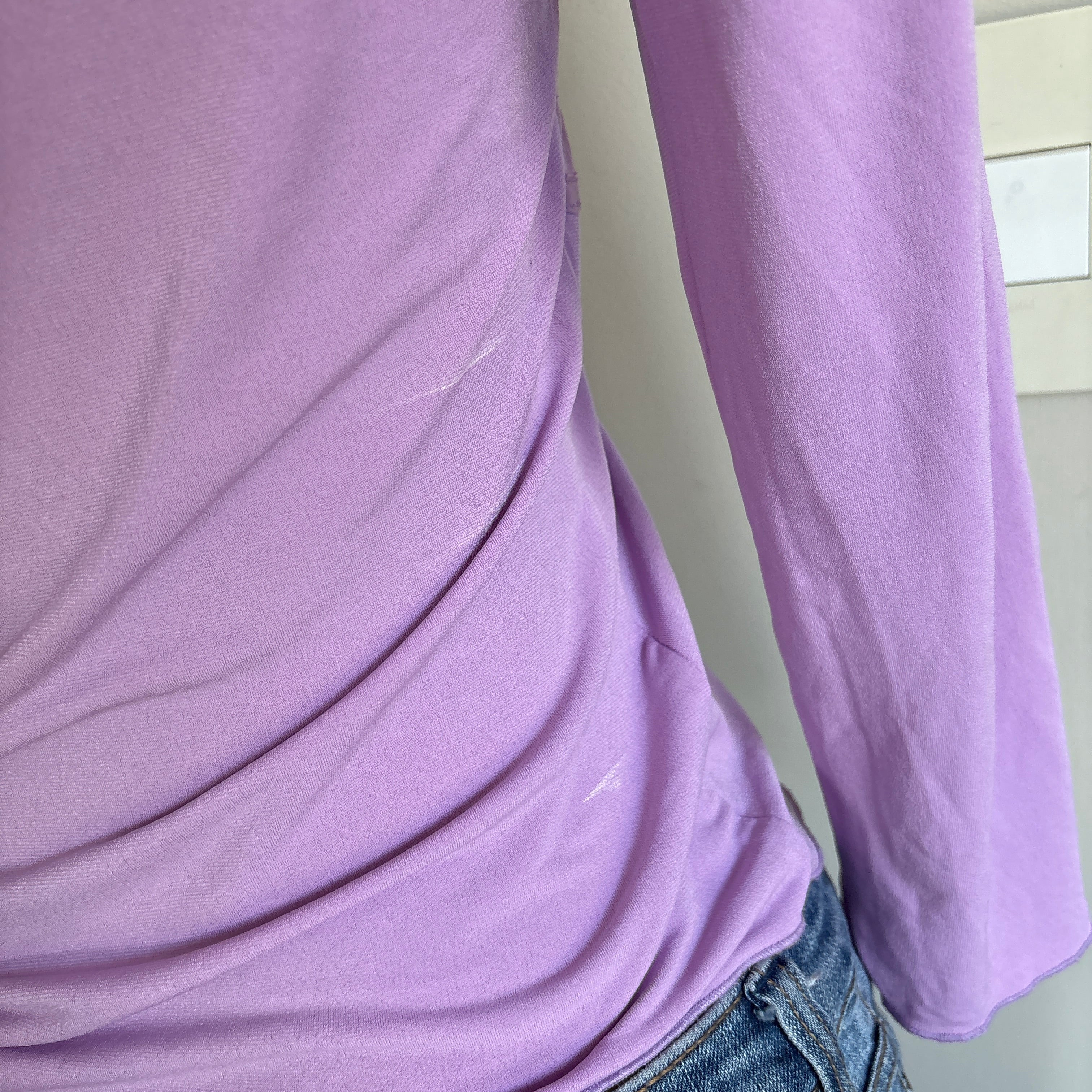 00s purple v neck bow long skeeve (size M)