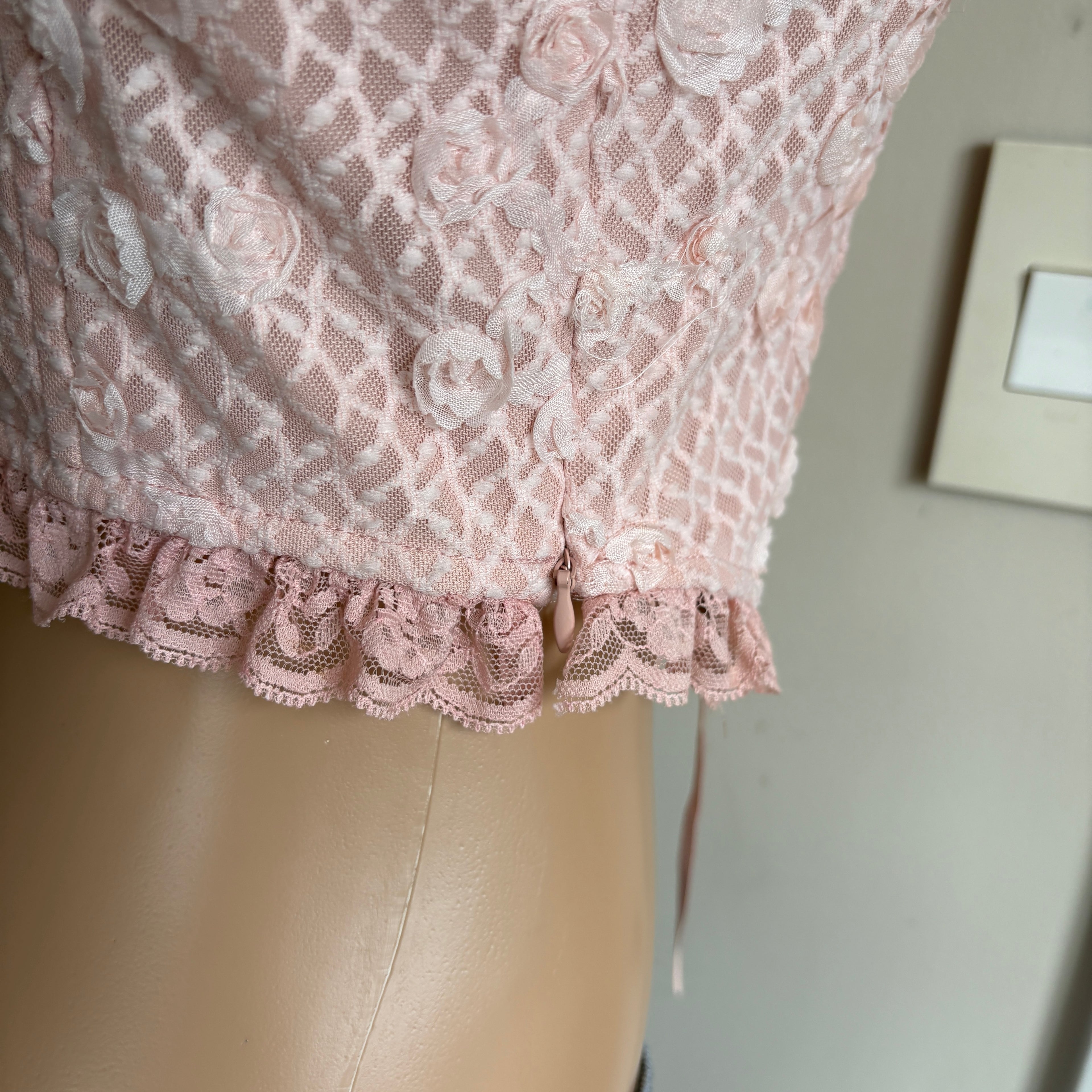 00s pink bow lace corset cami (size M/L)