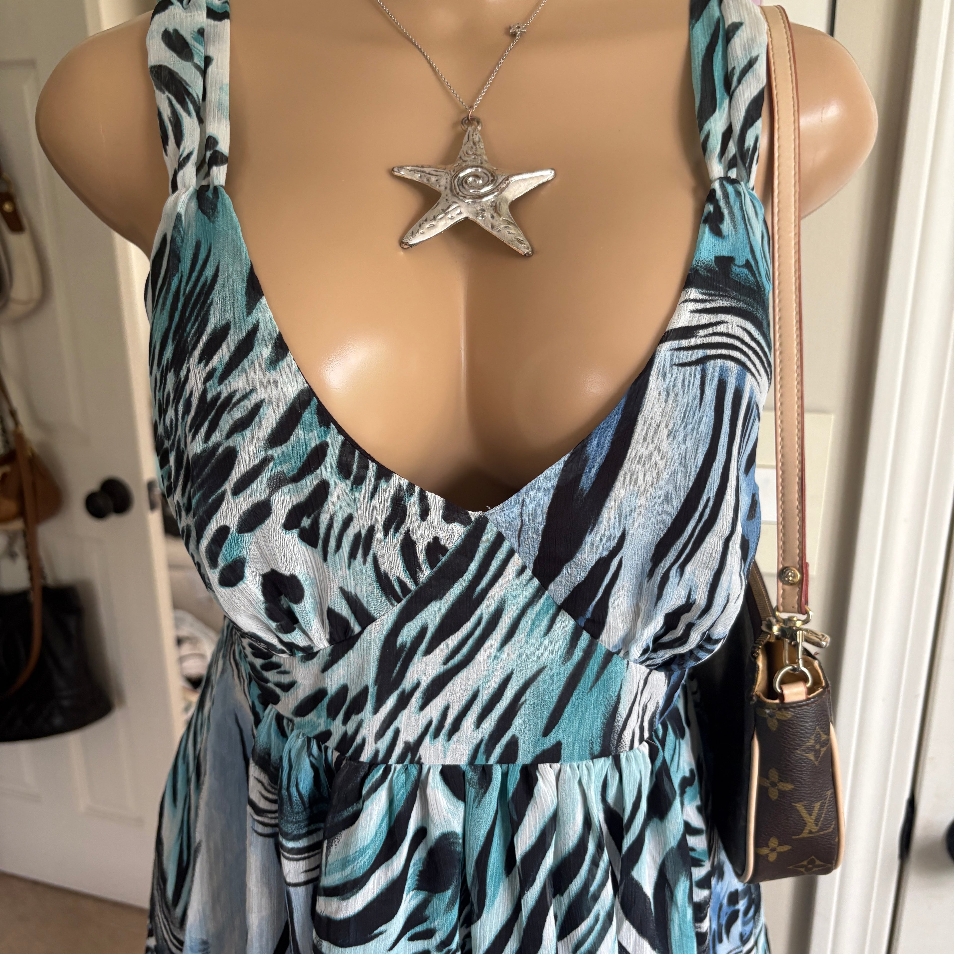 00s blue leopard print dress (size L)