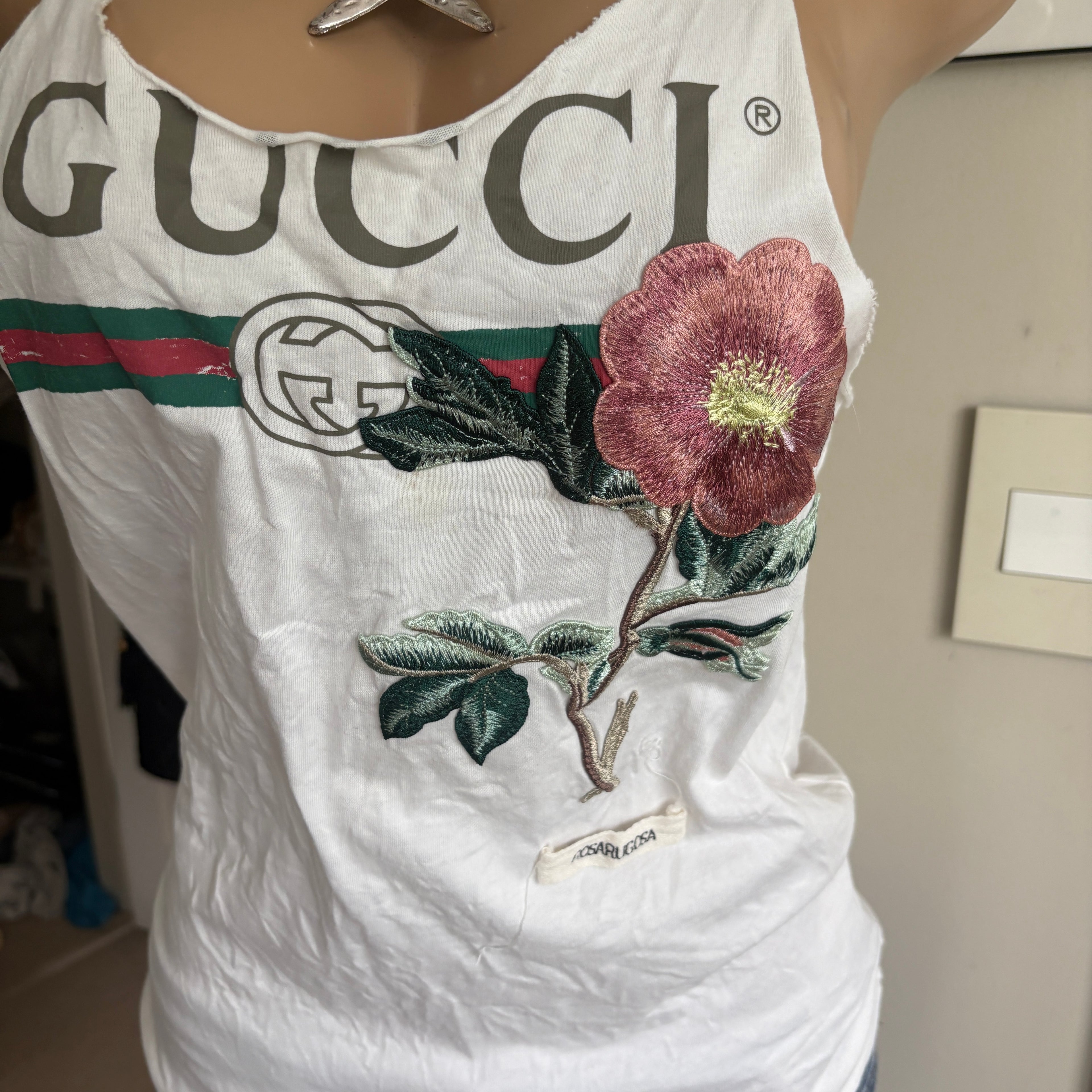 00s Gucci tank top (size L)