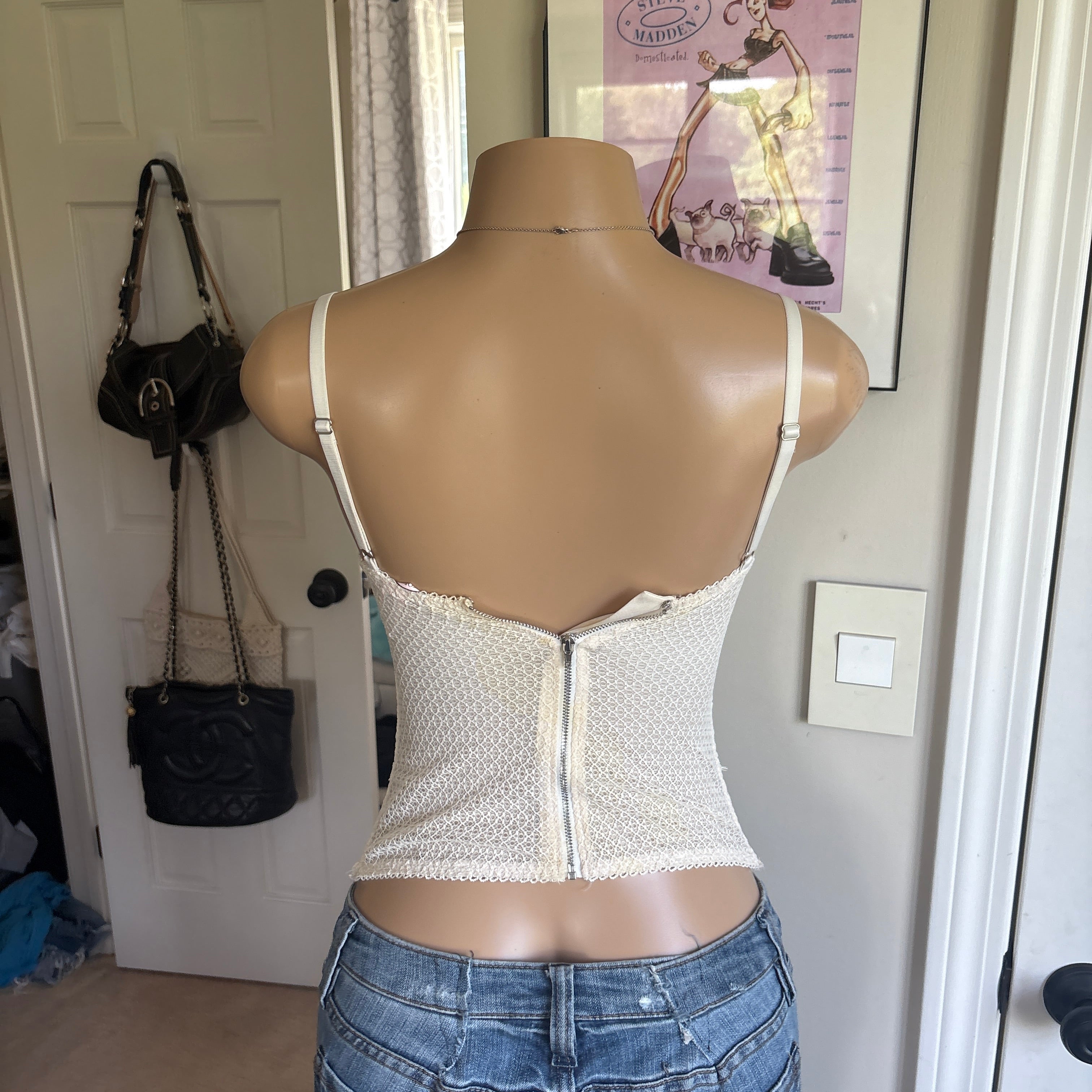 00s Victoria's Secret white bustier top (size 32B)