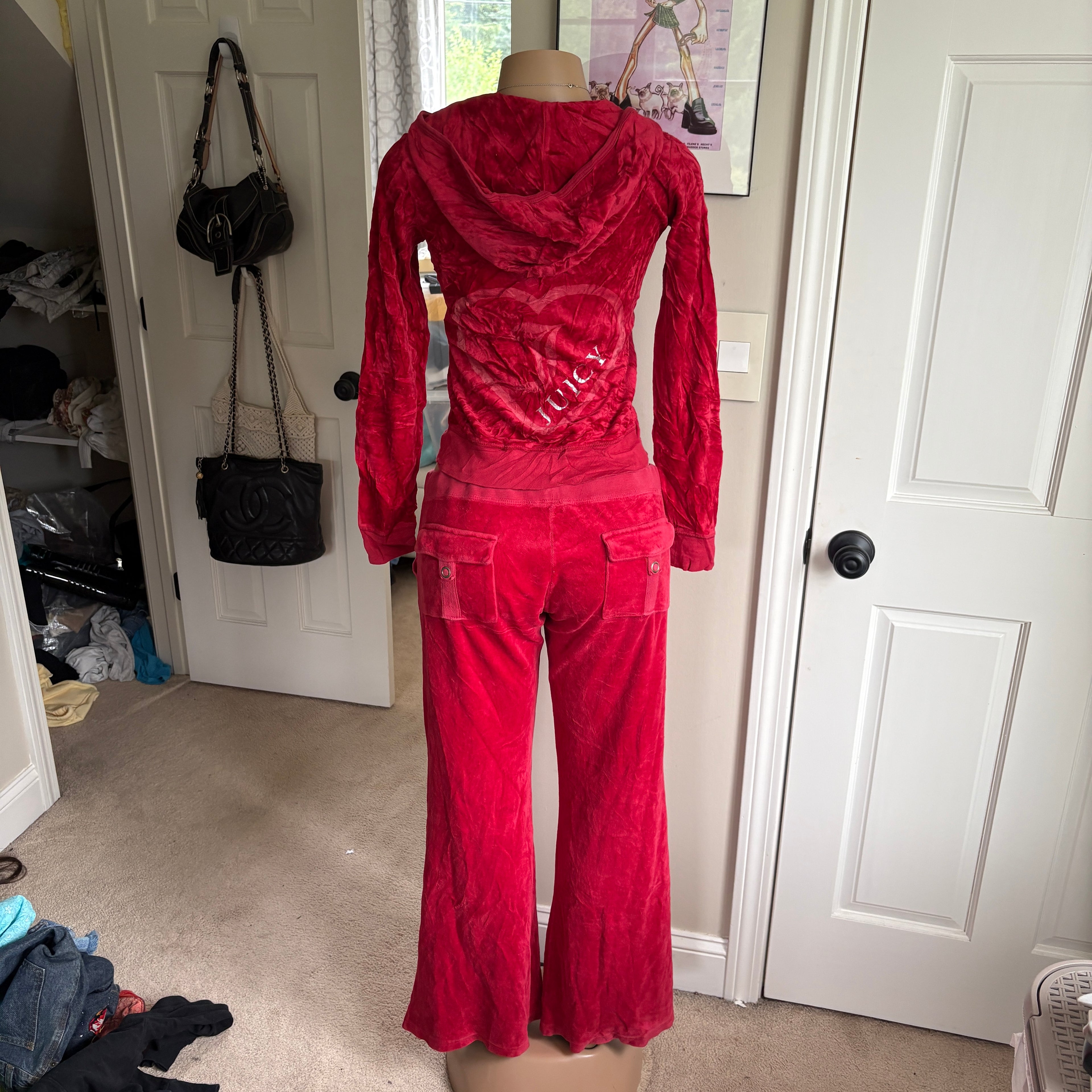 00s Juicy Couture red velour tracksuit set (size L)