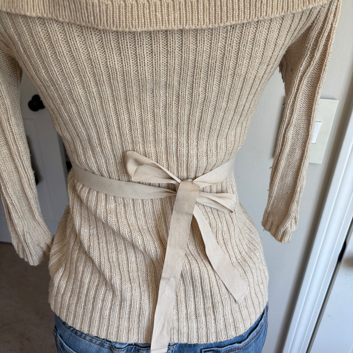 00s So cream cable knit button tie back babydoll sweater (size S)
