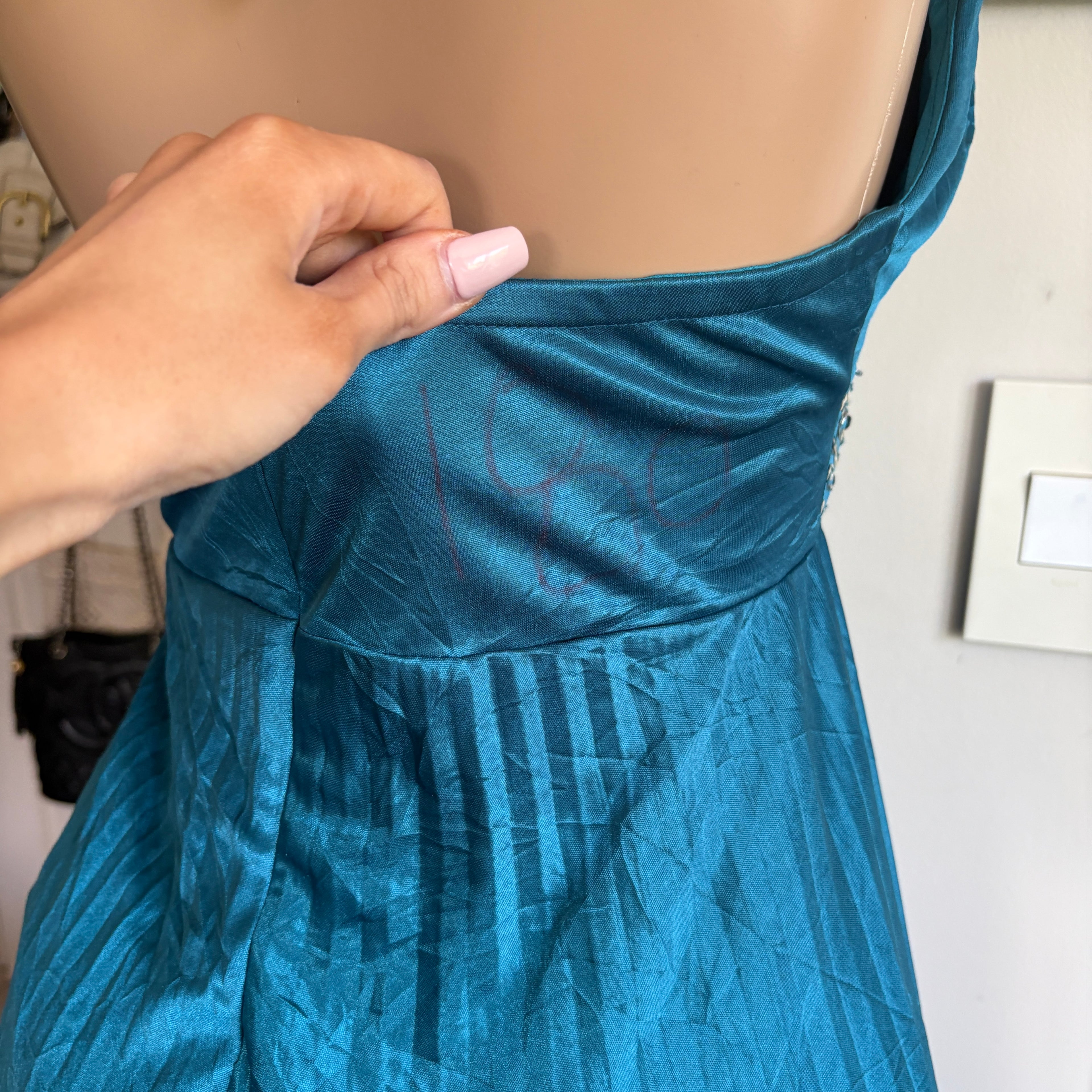 00s blue sequin v neck halter dress (size L)