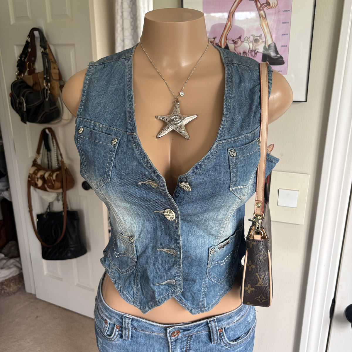 00s blue denim button vest (size L)