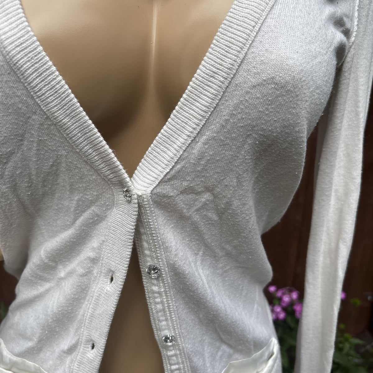Y2K 2000s Abercrombie White Deep V Cardigan