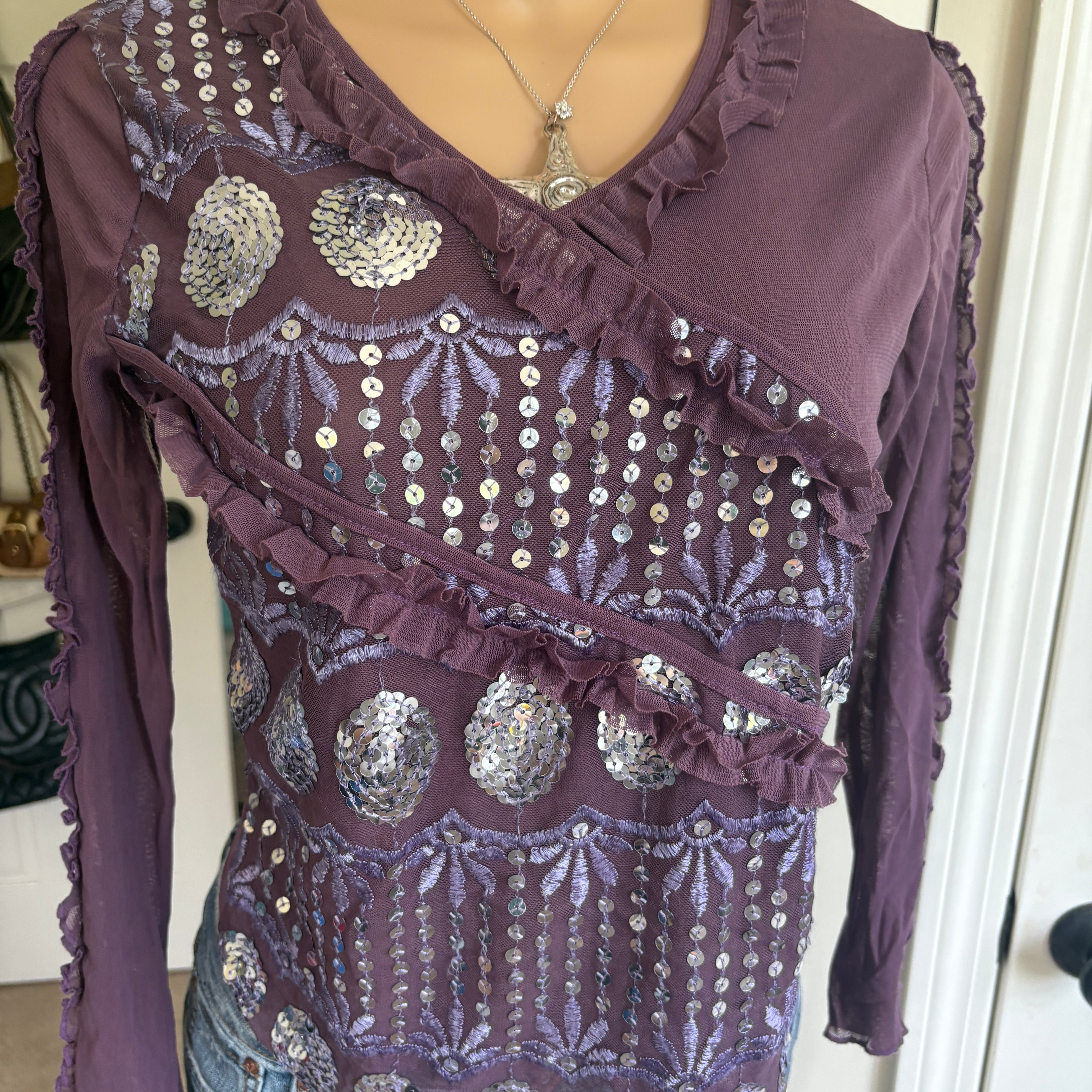 00s purple sequin long sleeve top (size L)