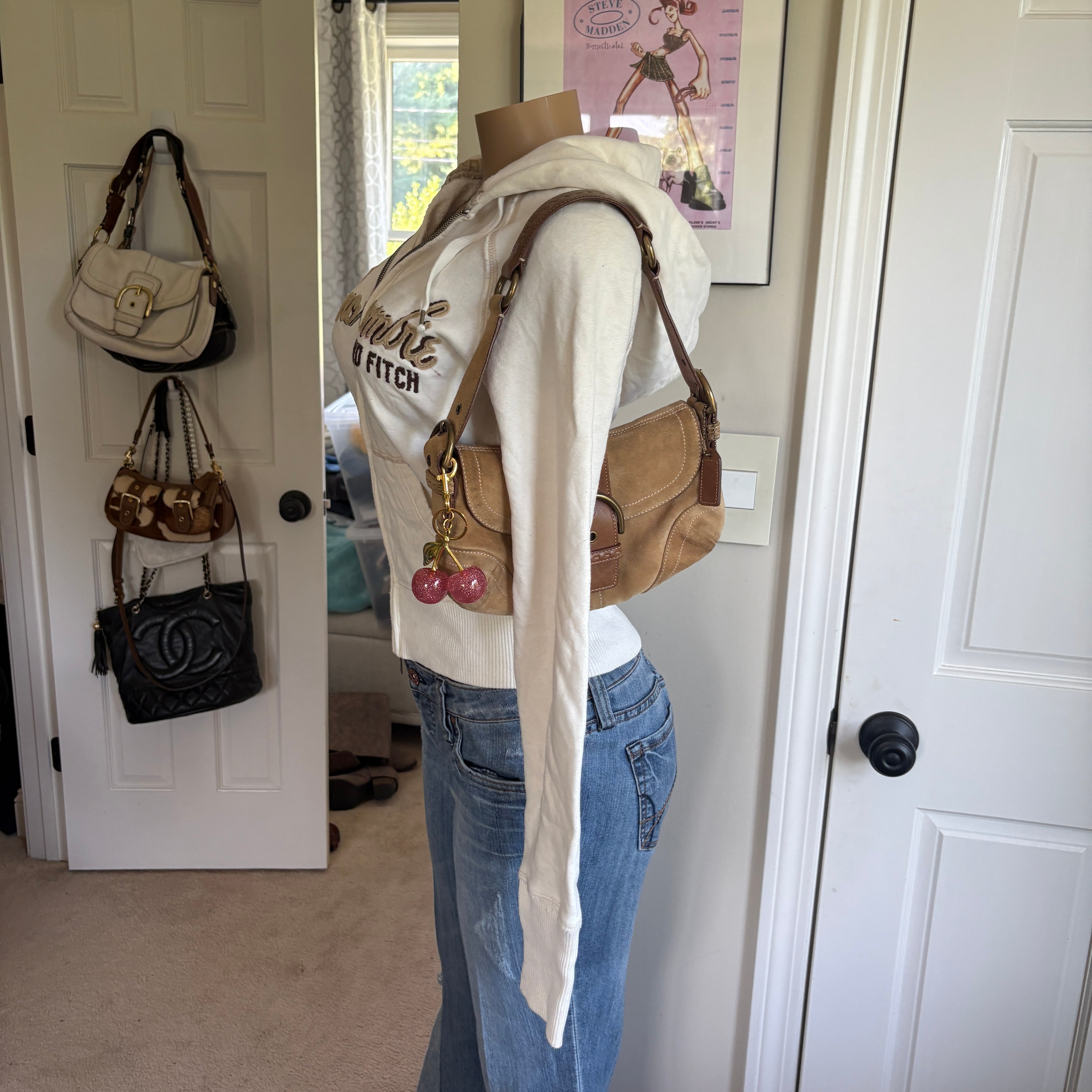 00s Abercrombie & Fitch white spellout zip hoodie (size M)