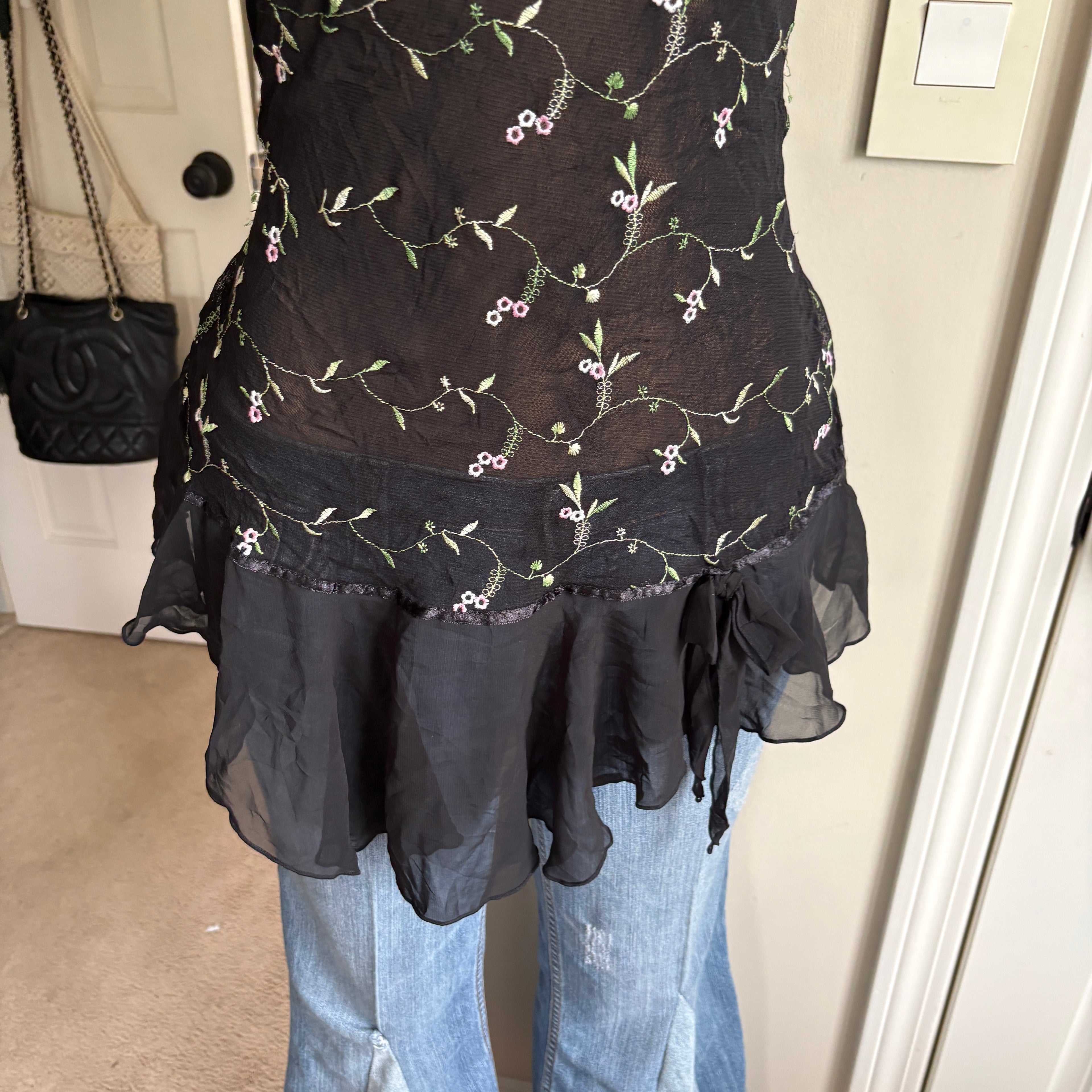 00s black floral rosette slip cami (size M)
