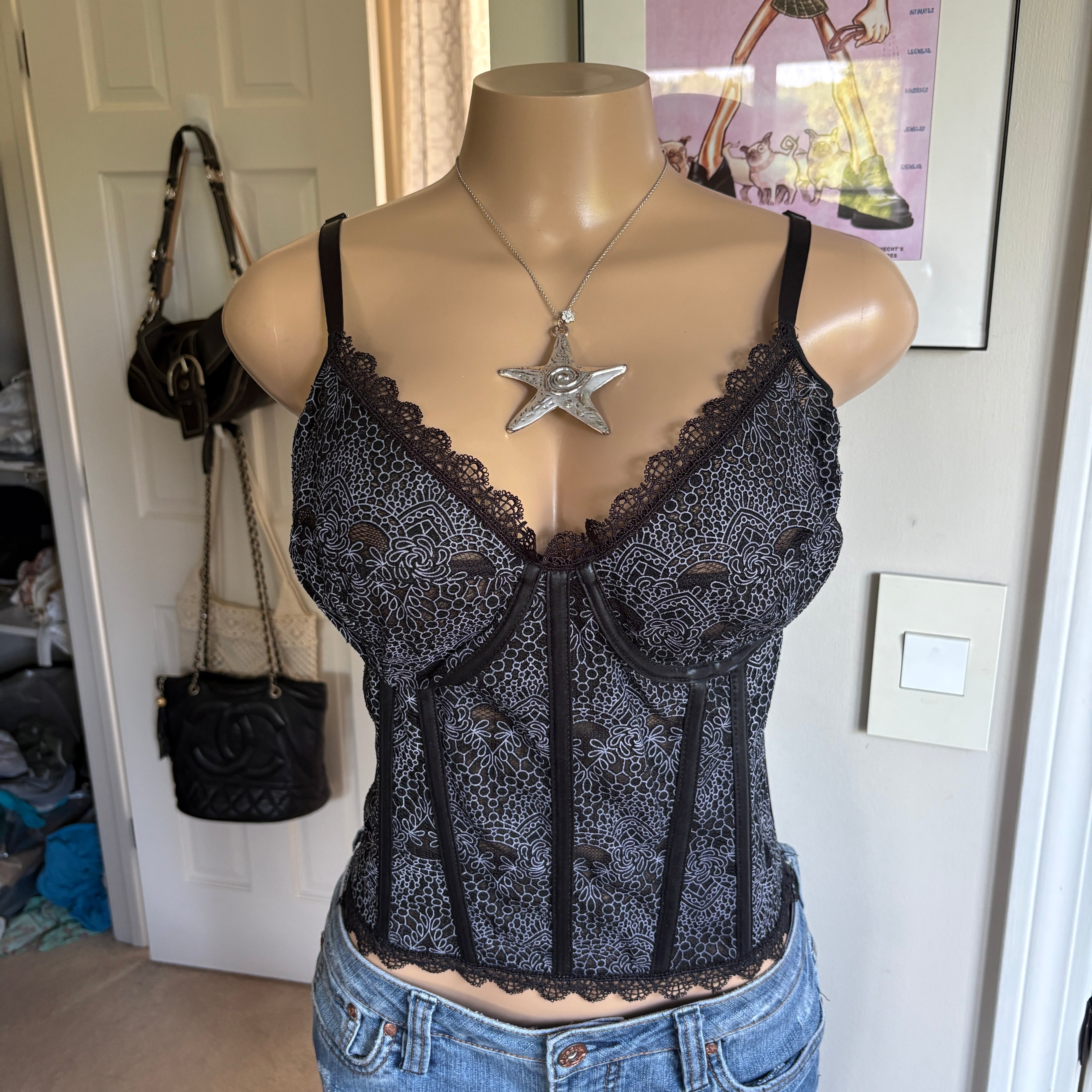 00s black floral lace bustier corset top (size L)