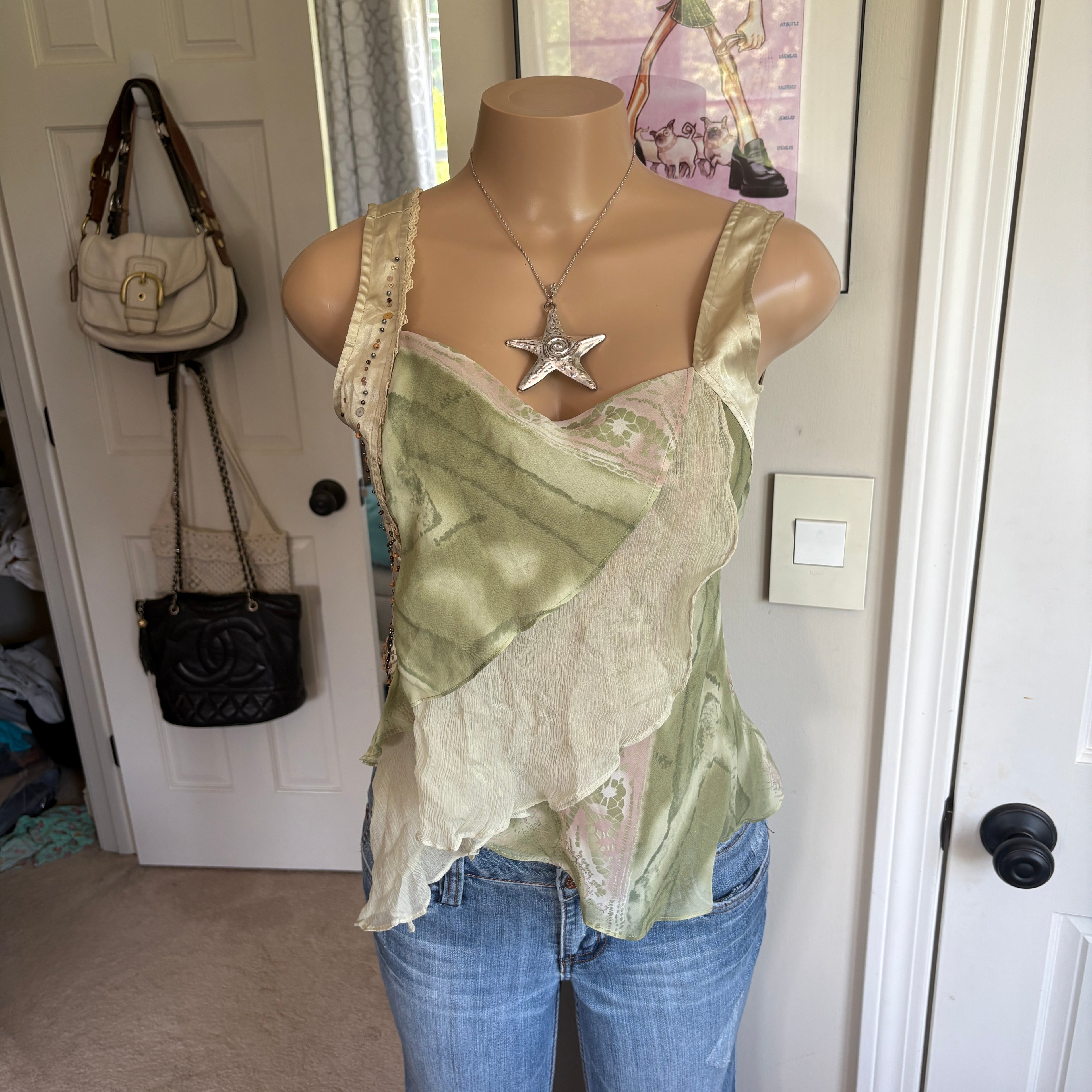 00s green beaded medallion tank top (size M)