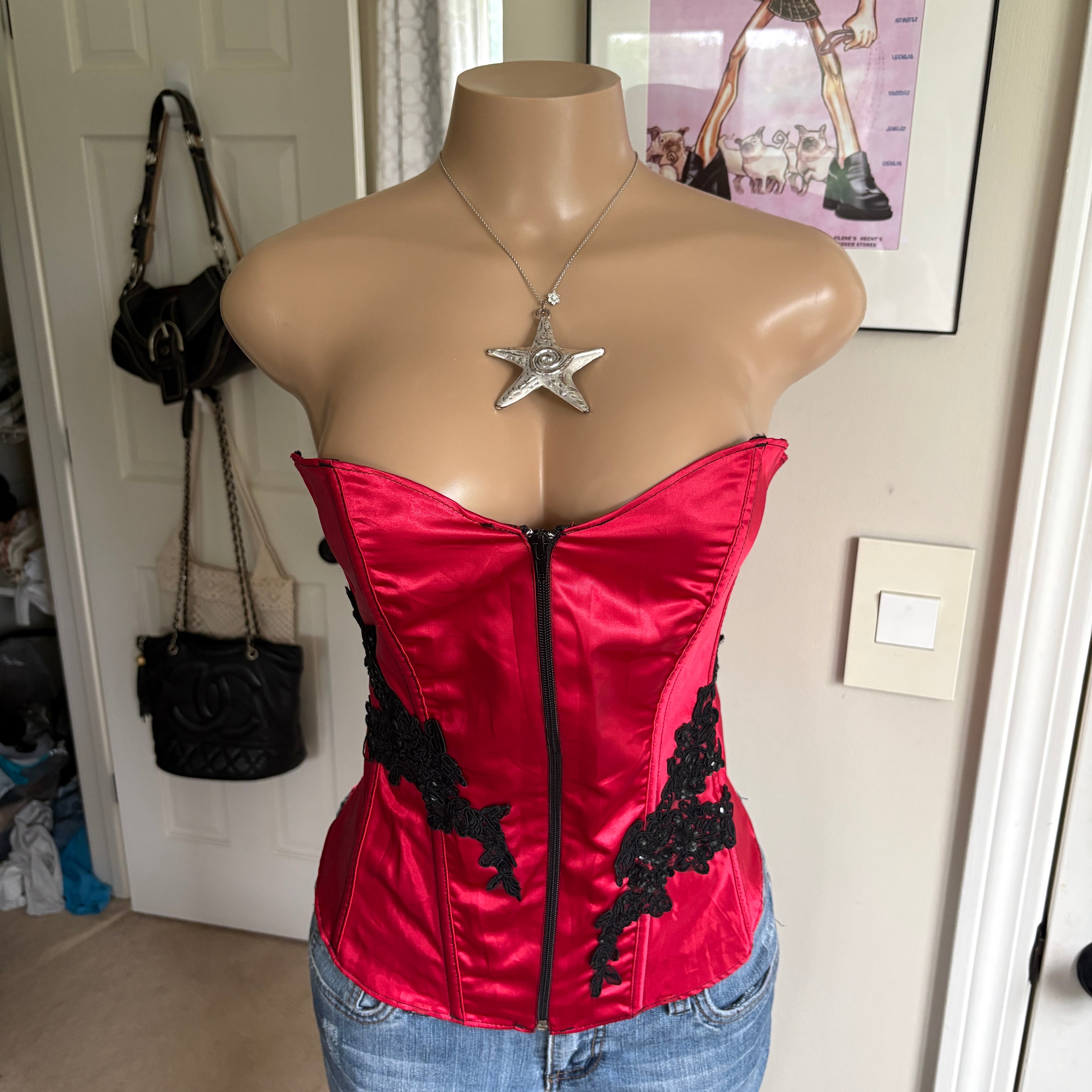 00s Frederick's of Hollywood red & black floral corset top (size S)