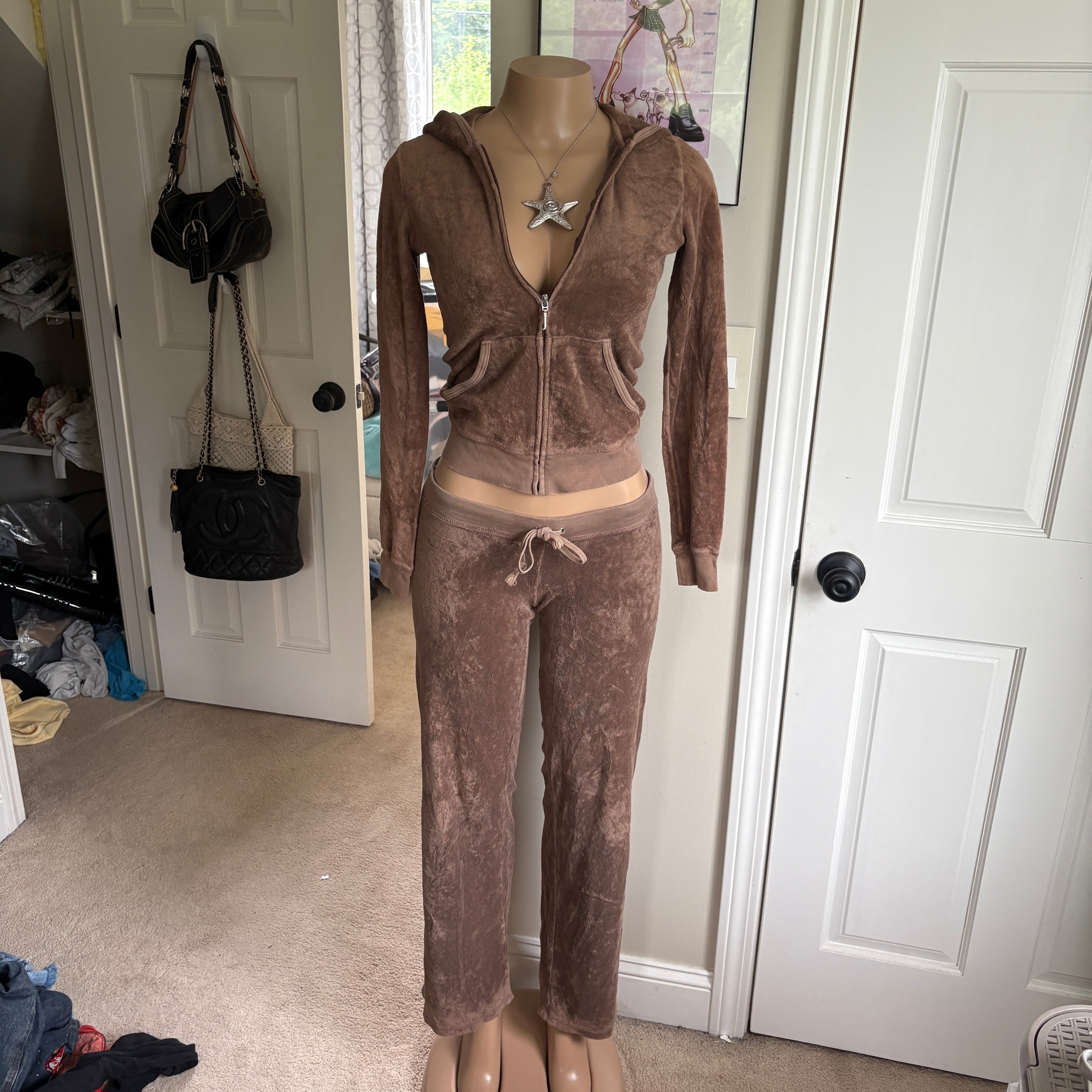 00s Juicy Couture brown terrycloth tracksuit set (size p/xs)