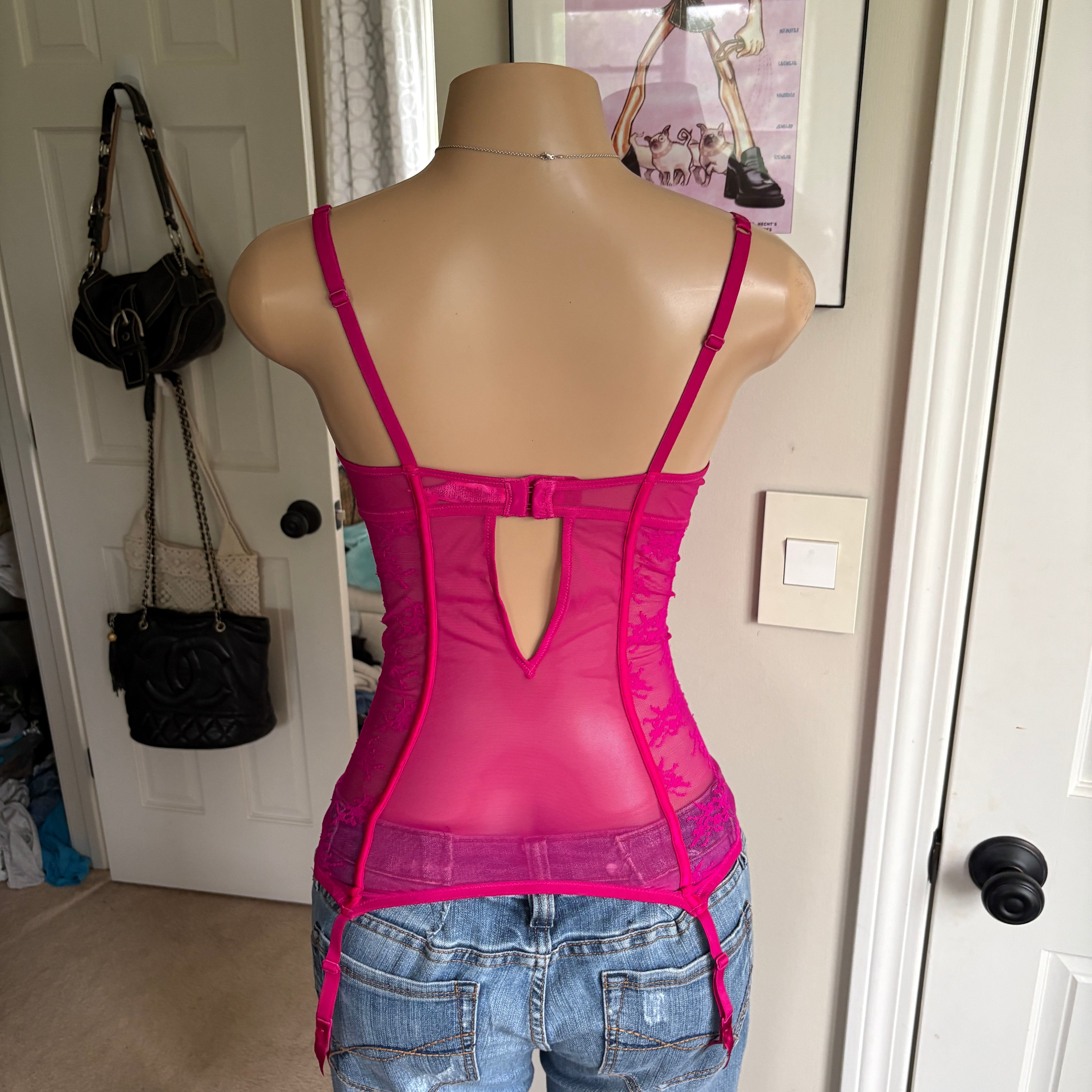 00s pink floral lace bustier corset top (size S)