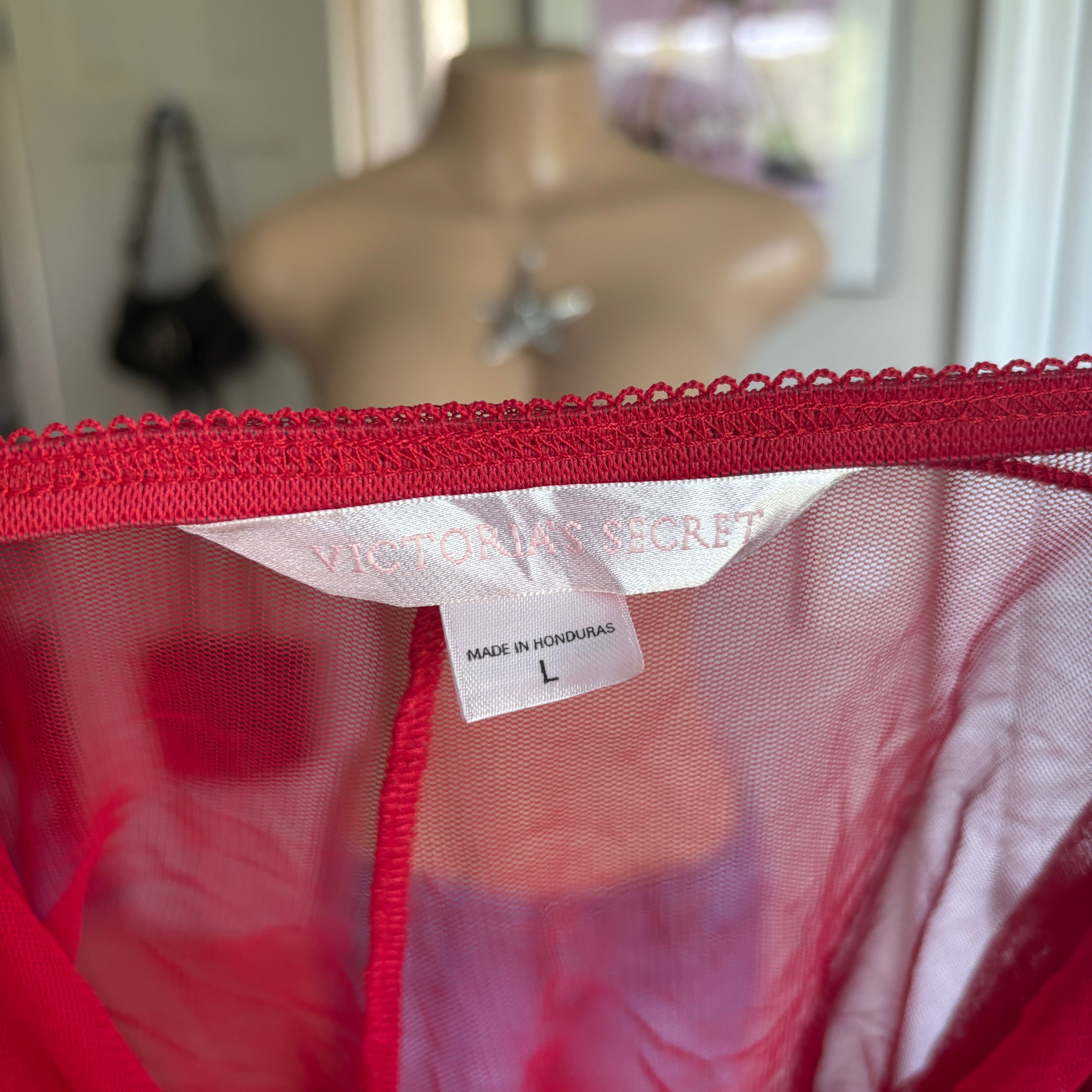 00s Victoria's Secret red babydoll slip top (size L)