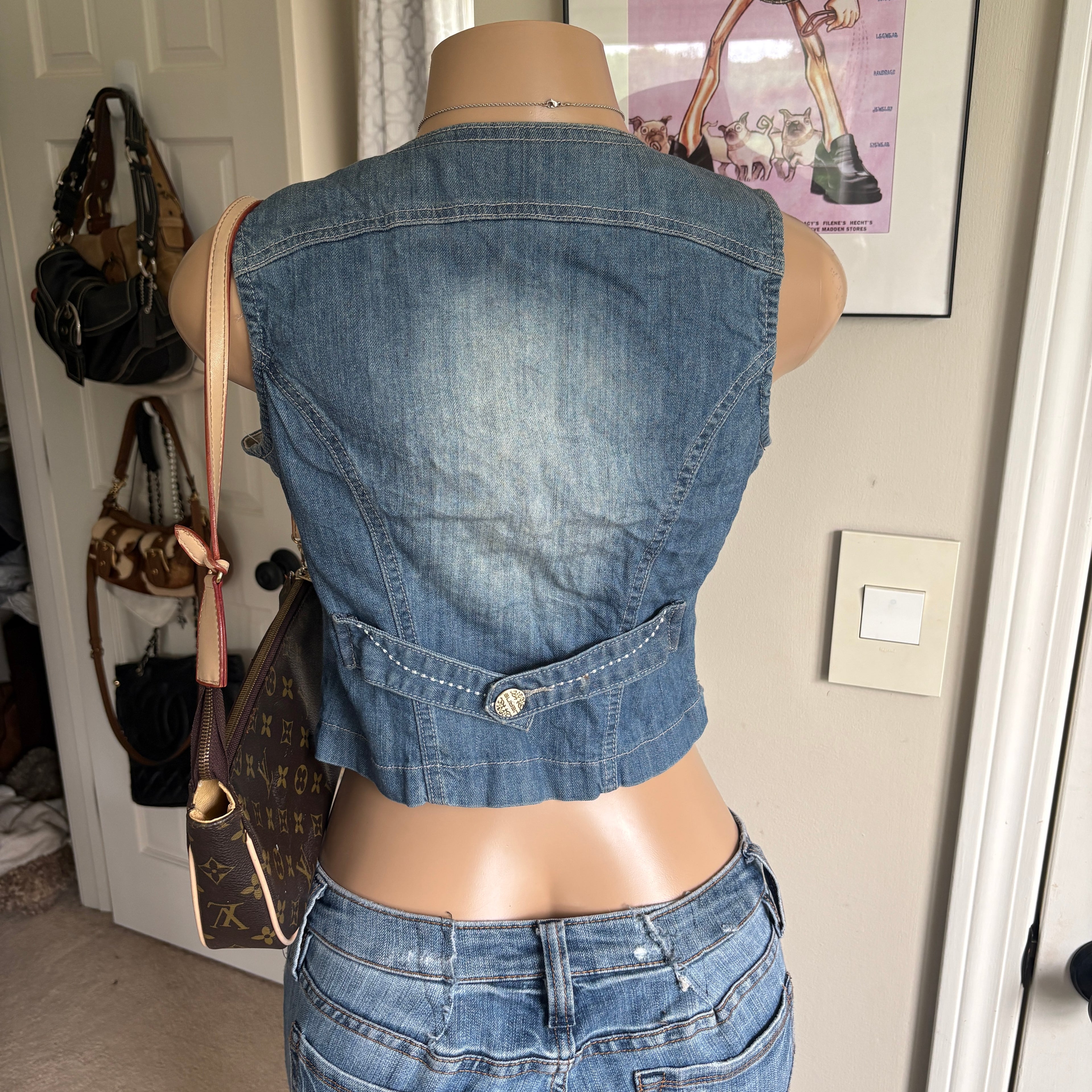 00s blue denim button vest (size L)