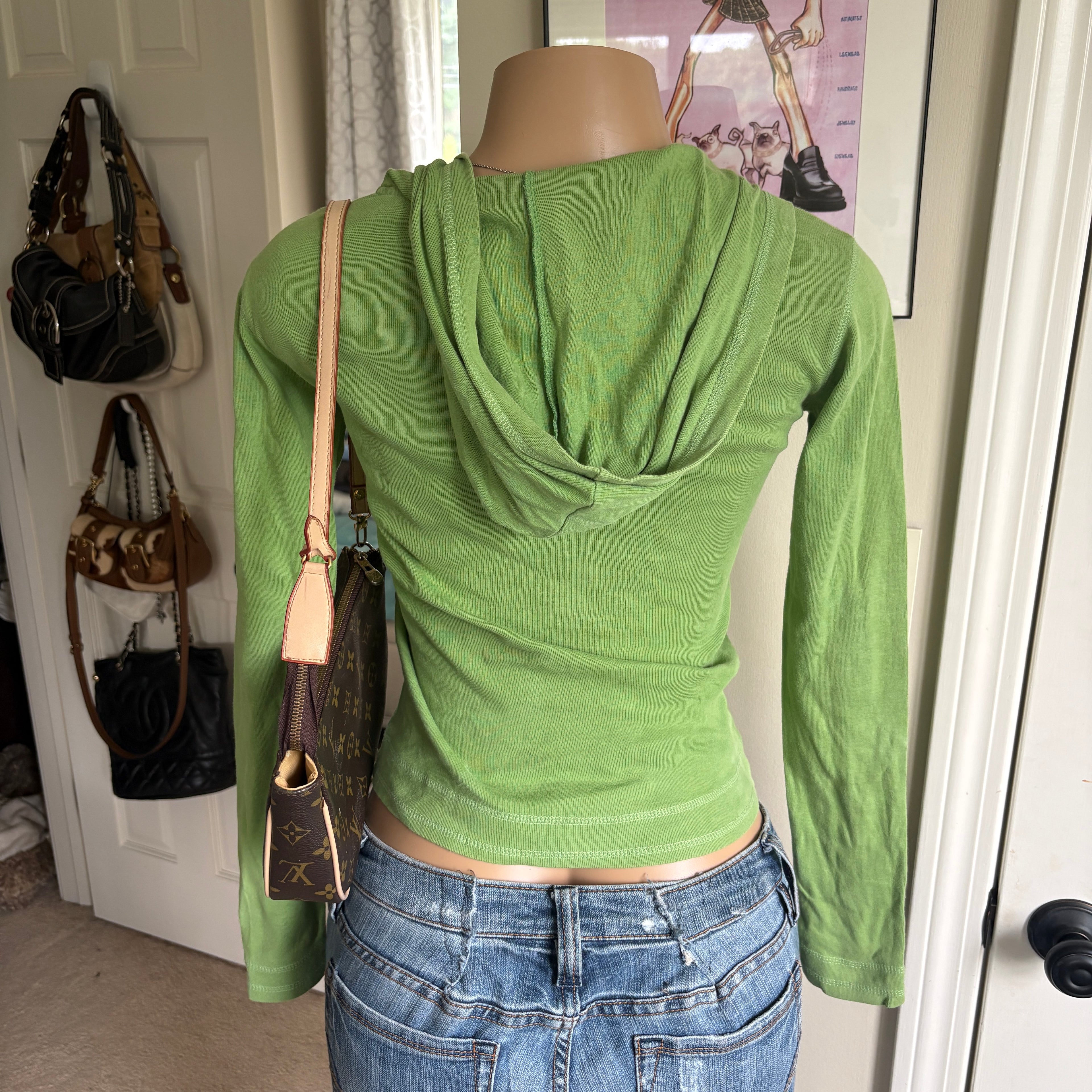 00s Abercrombie & Fitch green spellout hoodie (size S/M)