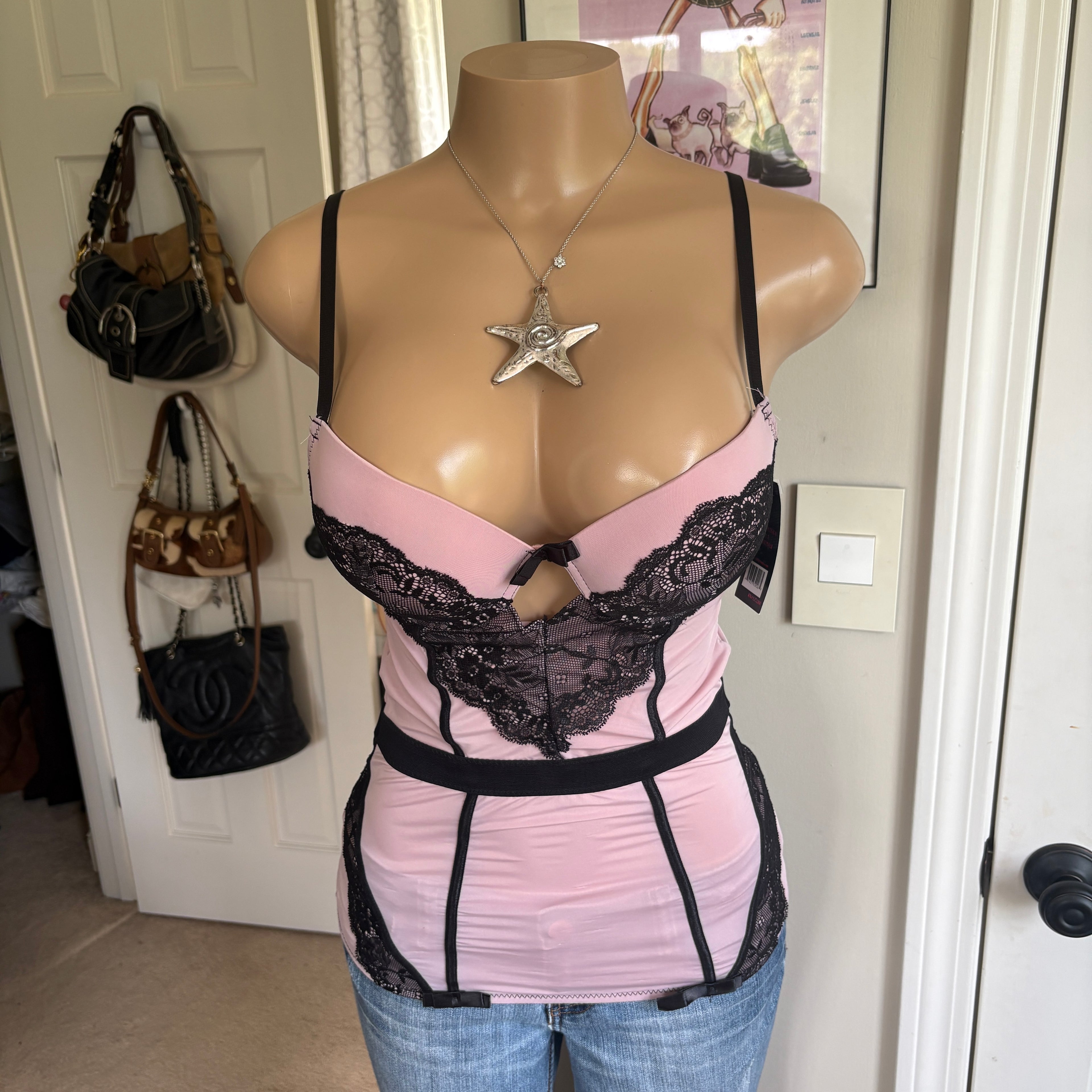 00s pink & black lace push up lingerie top (size L)