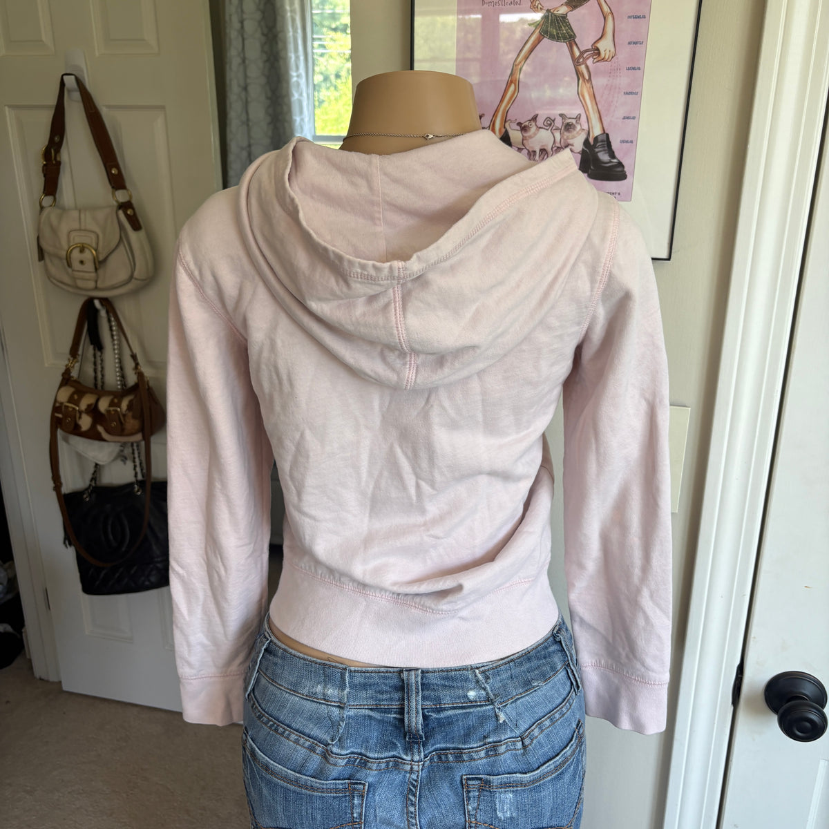 00s Gap baby pink spellout zip hoodie (size XS/S)