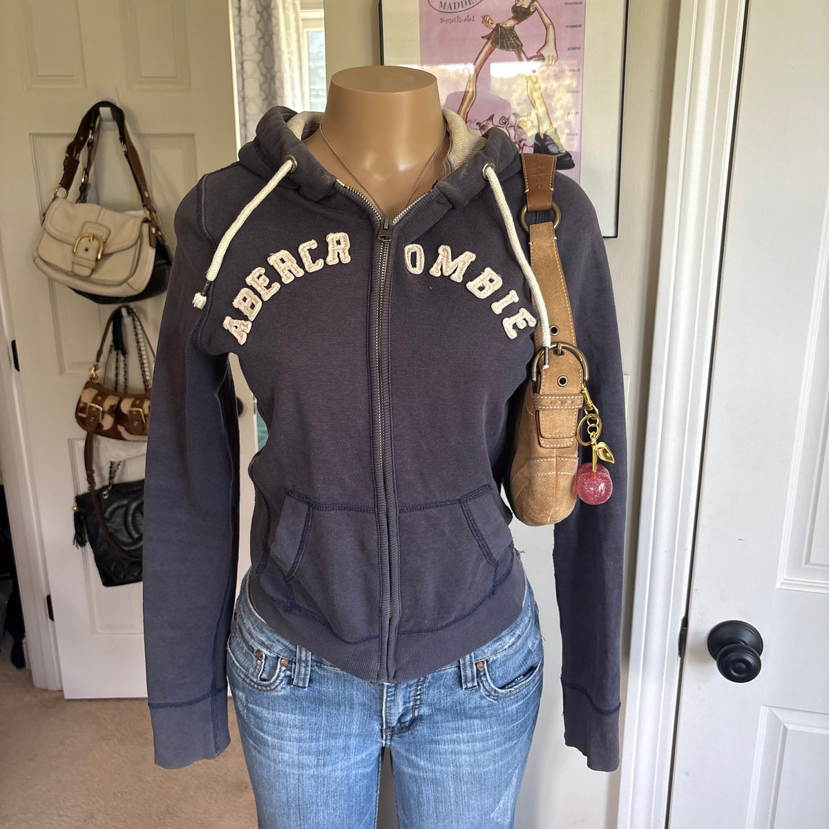 00s Abercrombie spellout navy zip hoodie (size S)