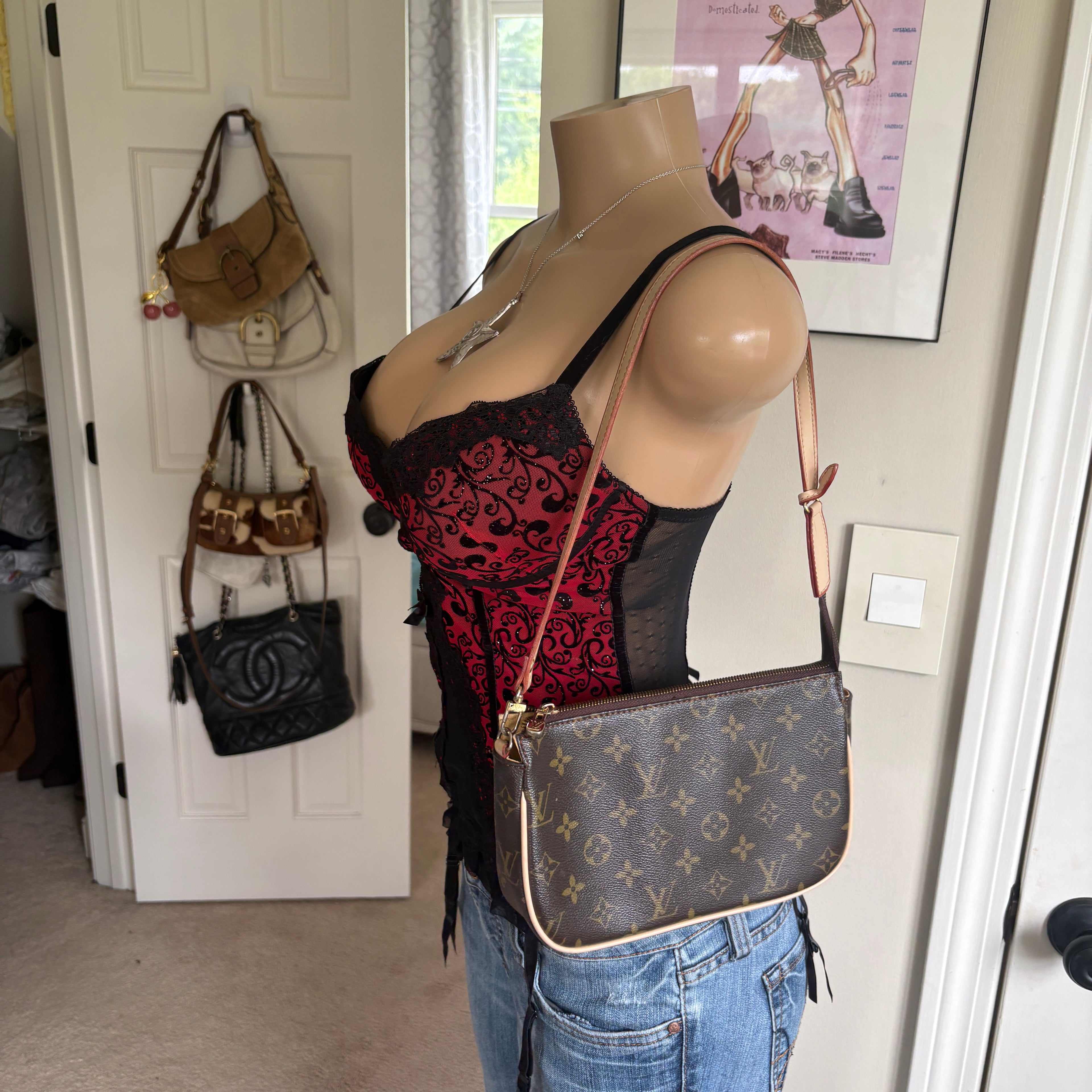 00s red & black corset top (size S/M)
