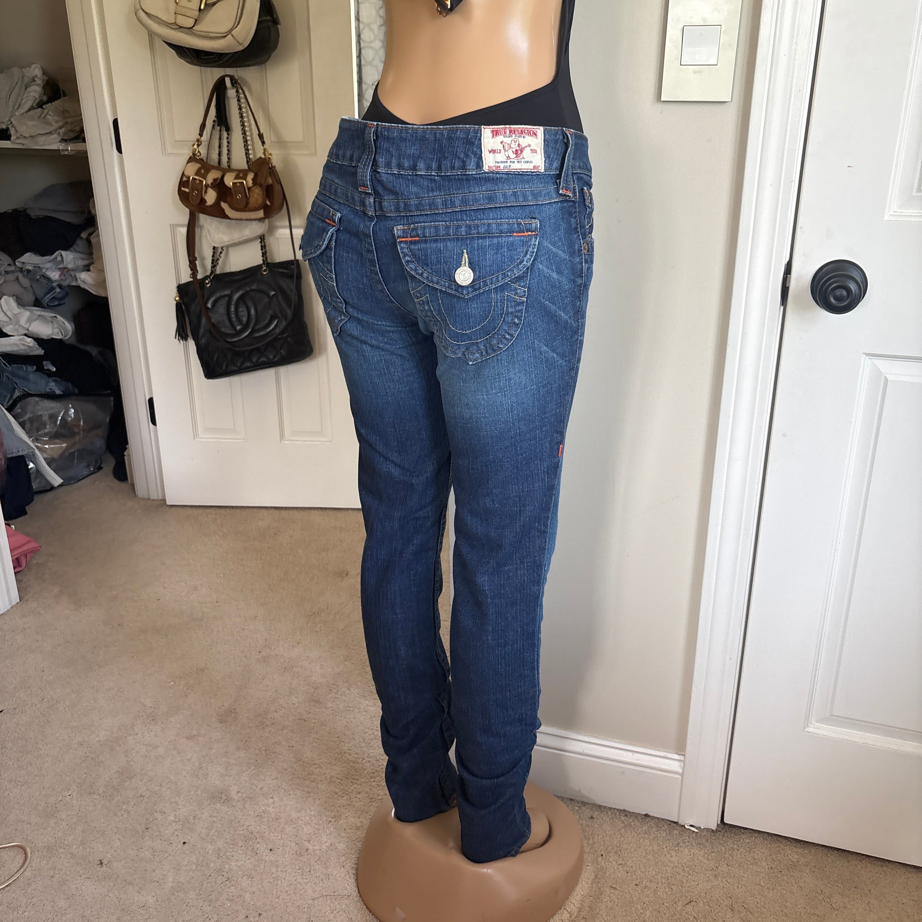 00s True Religion low rise skinny jeans (size 30)