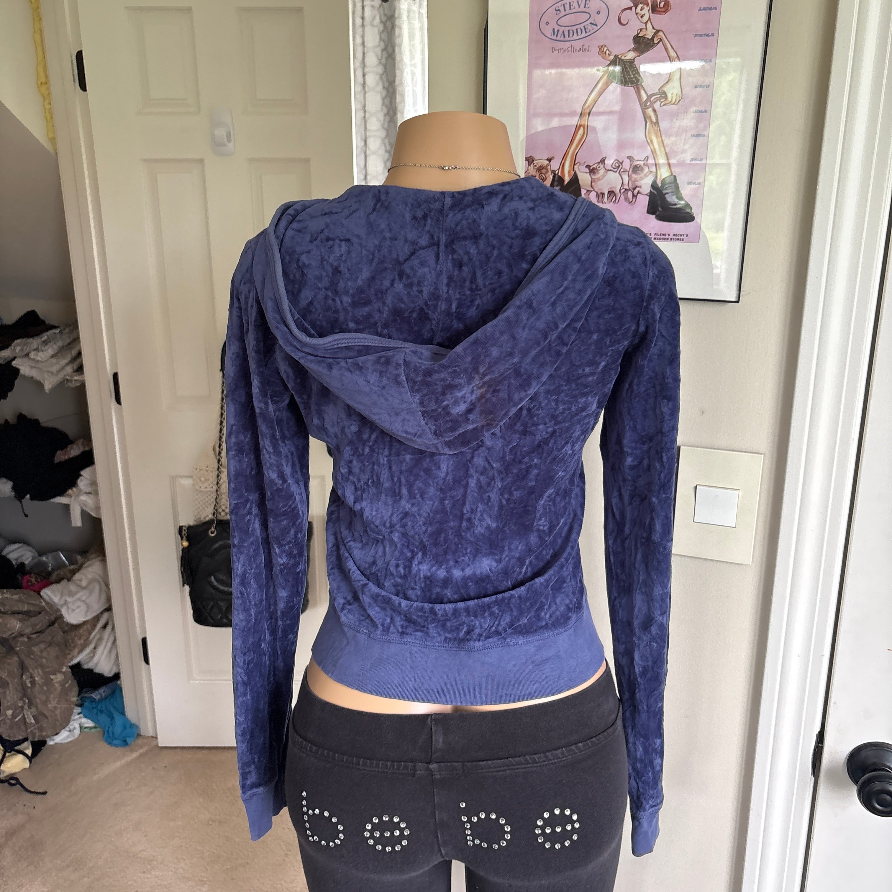 00s vintage Juicy Couture blue velour zip track hoodie (size L)
