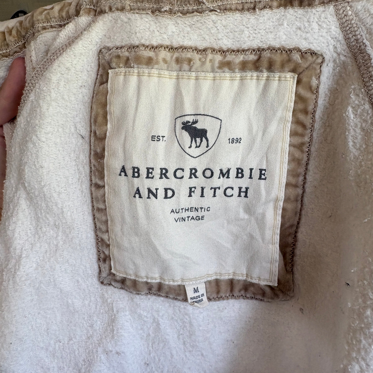 00s Abercrombie & Fitch white spellout zip hoodie (size M)