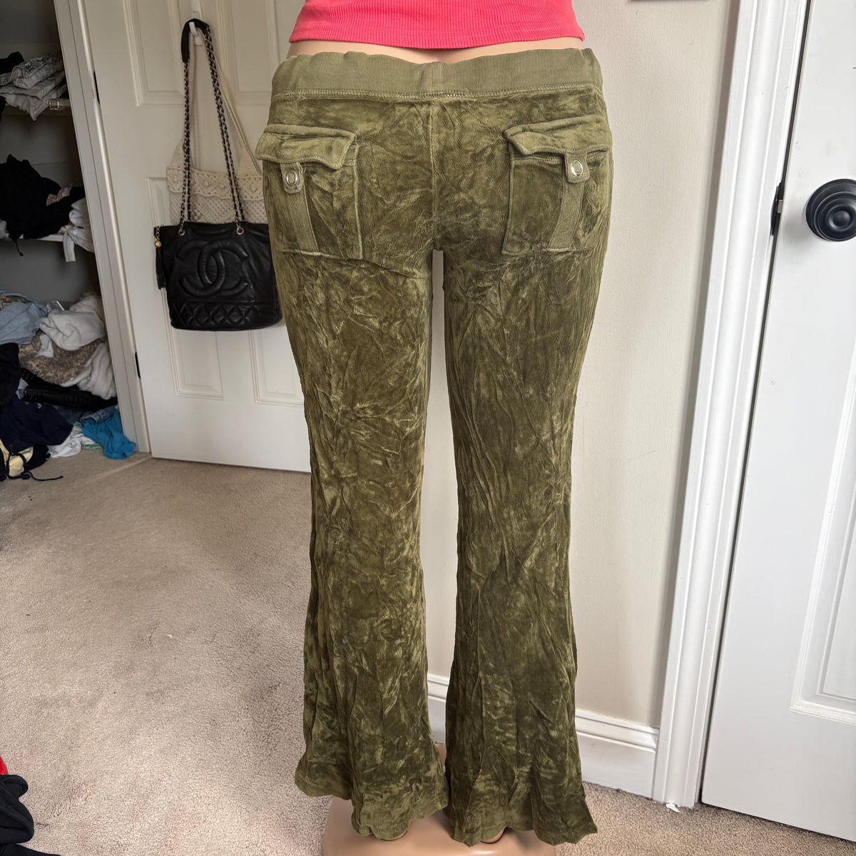 00s vintage Juicy Couture green velour snapback track sweatpants (size S)