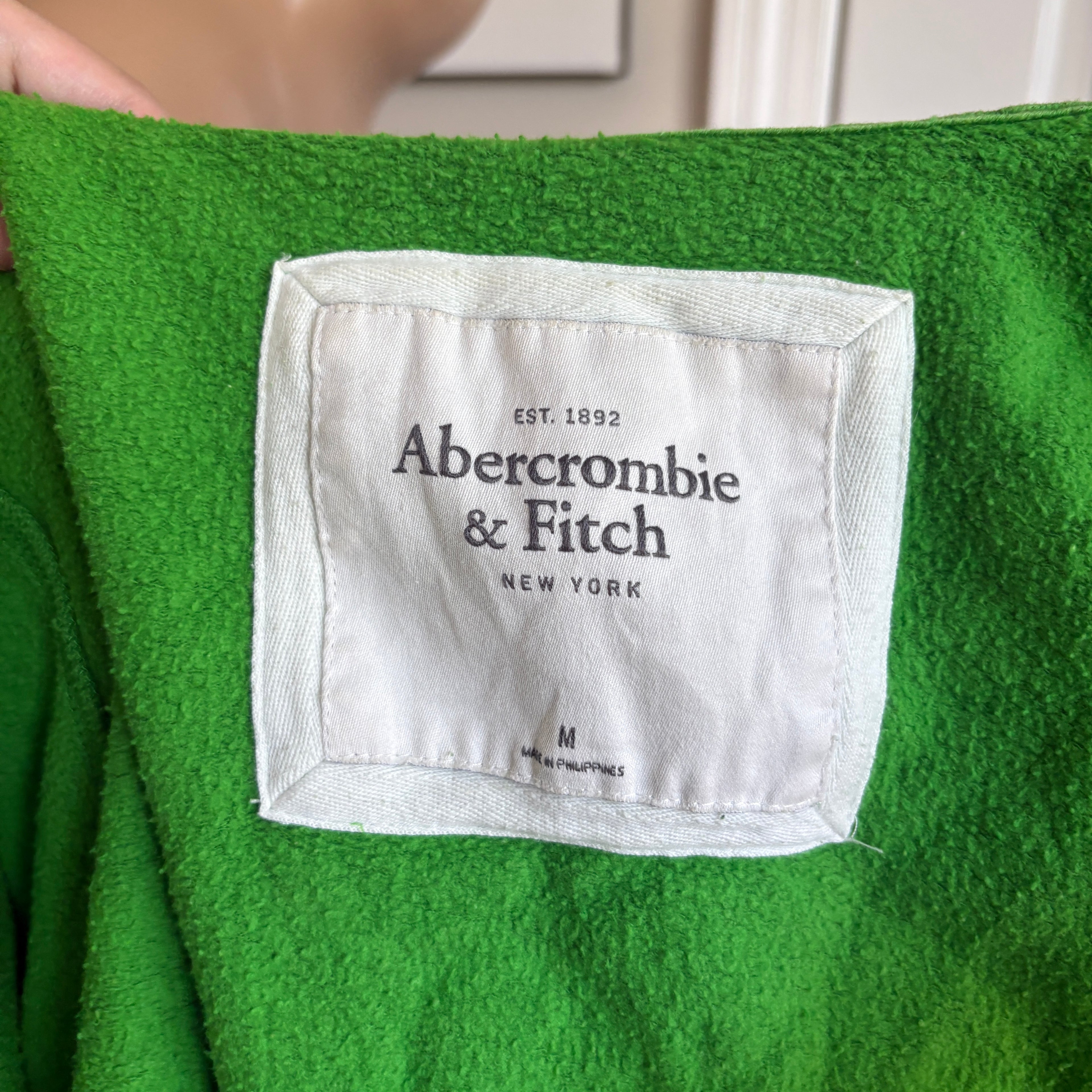 00s Abercrombie & Fitch green spellout zip hoodie (size M)