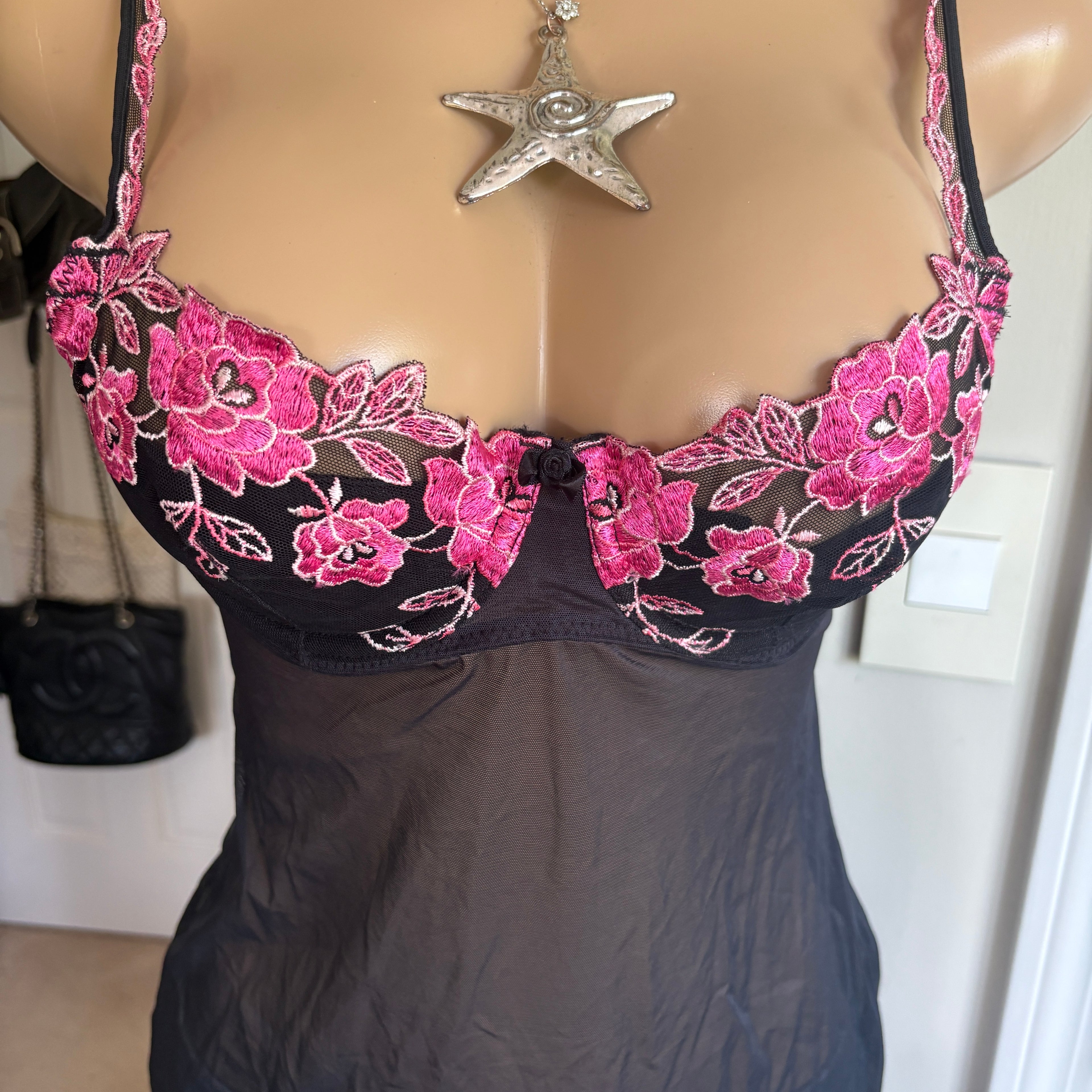 00s Victoria's Secret black & pink floral bustier top (size 34C)