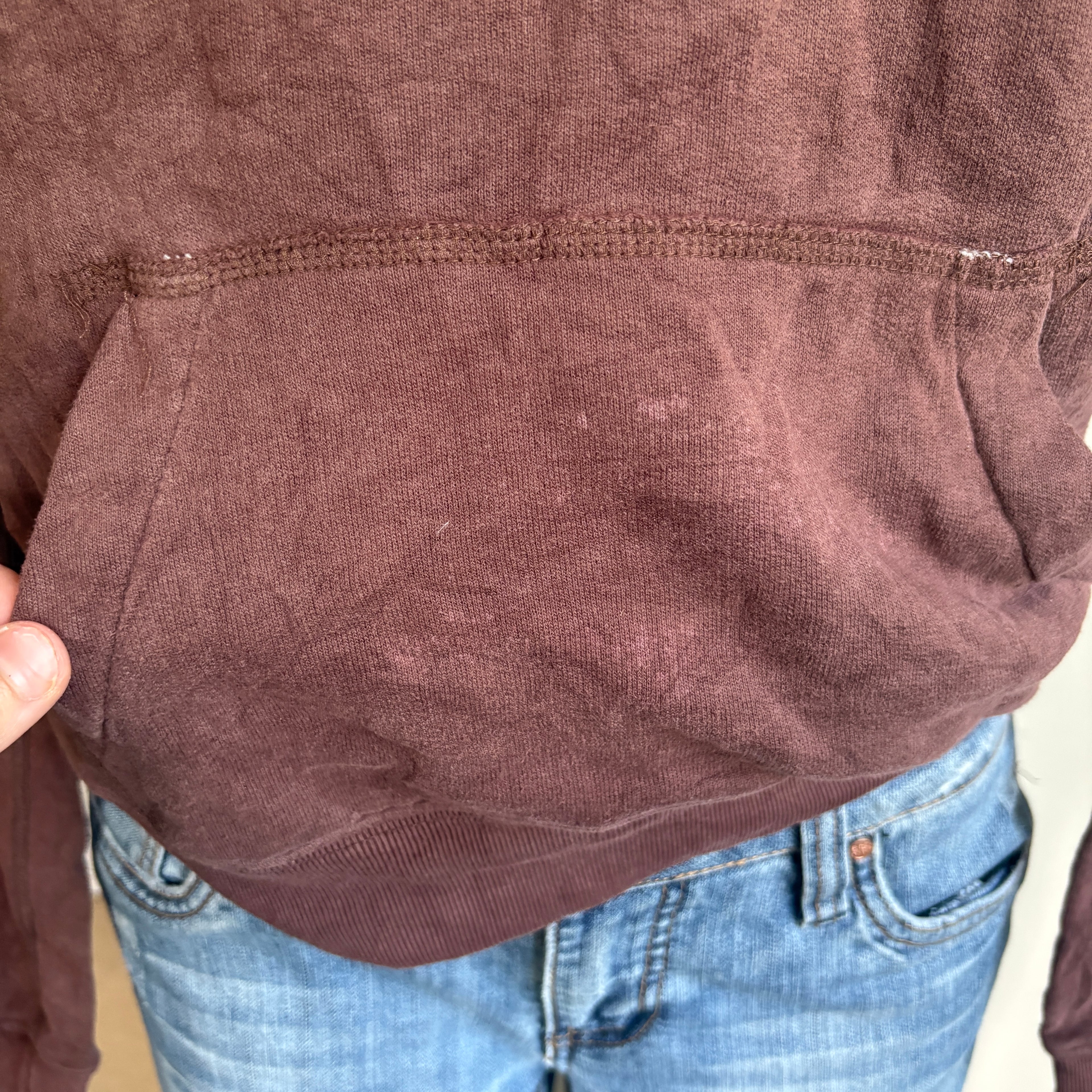 00s Abercrombie & Fitch brown spellout hoodie (size L)