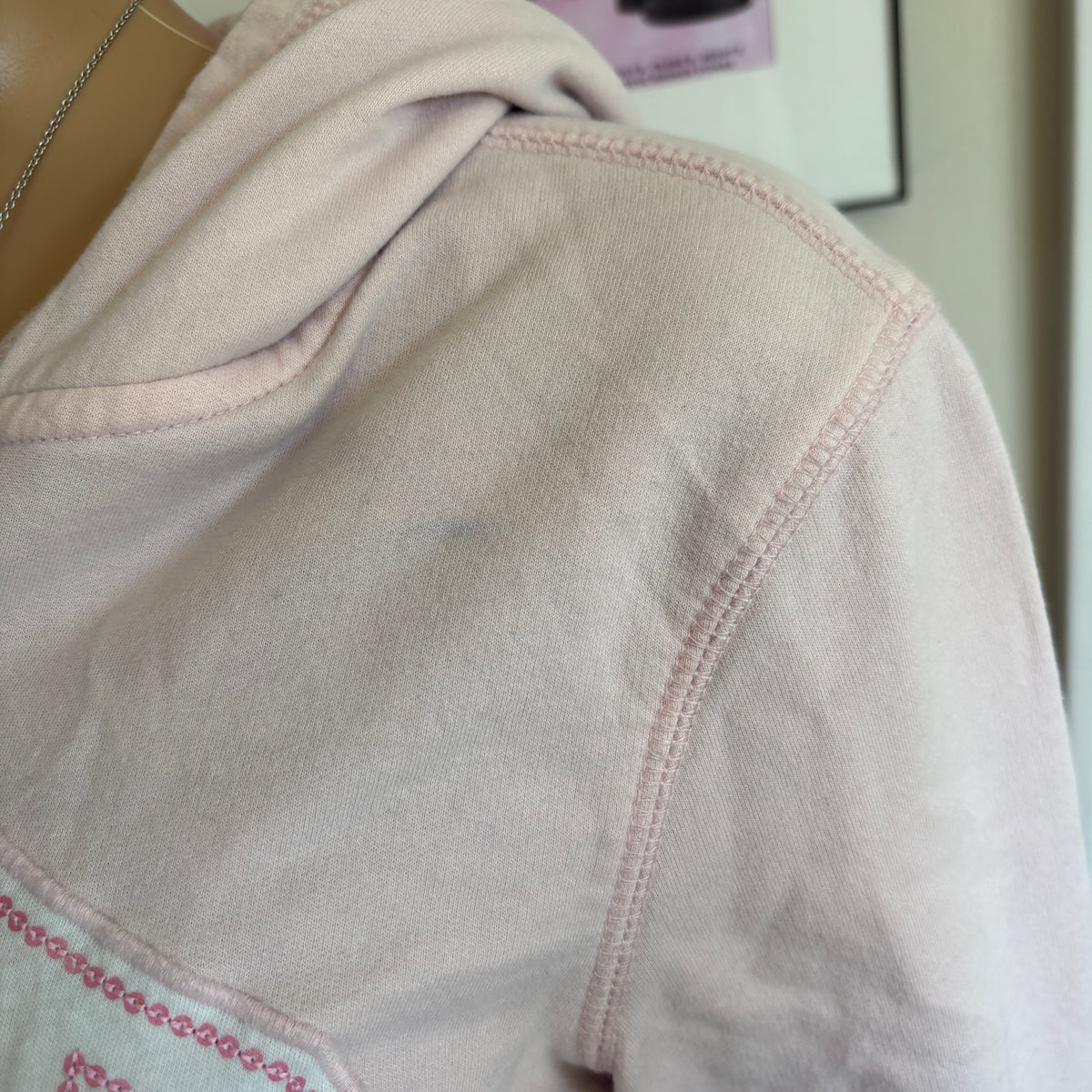 00s Gap baby pink spellout zip hoodie (size XS/S)