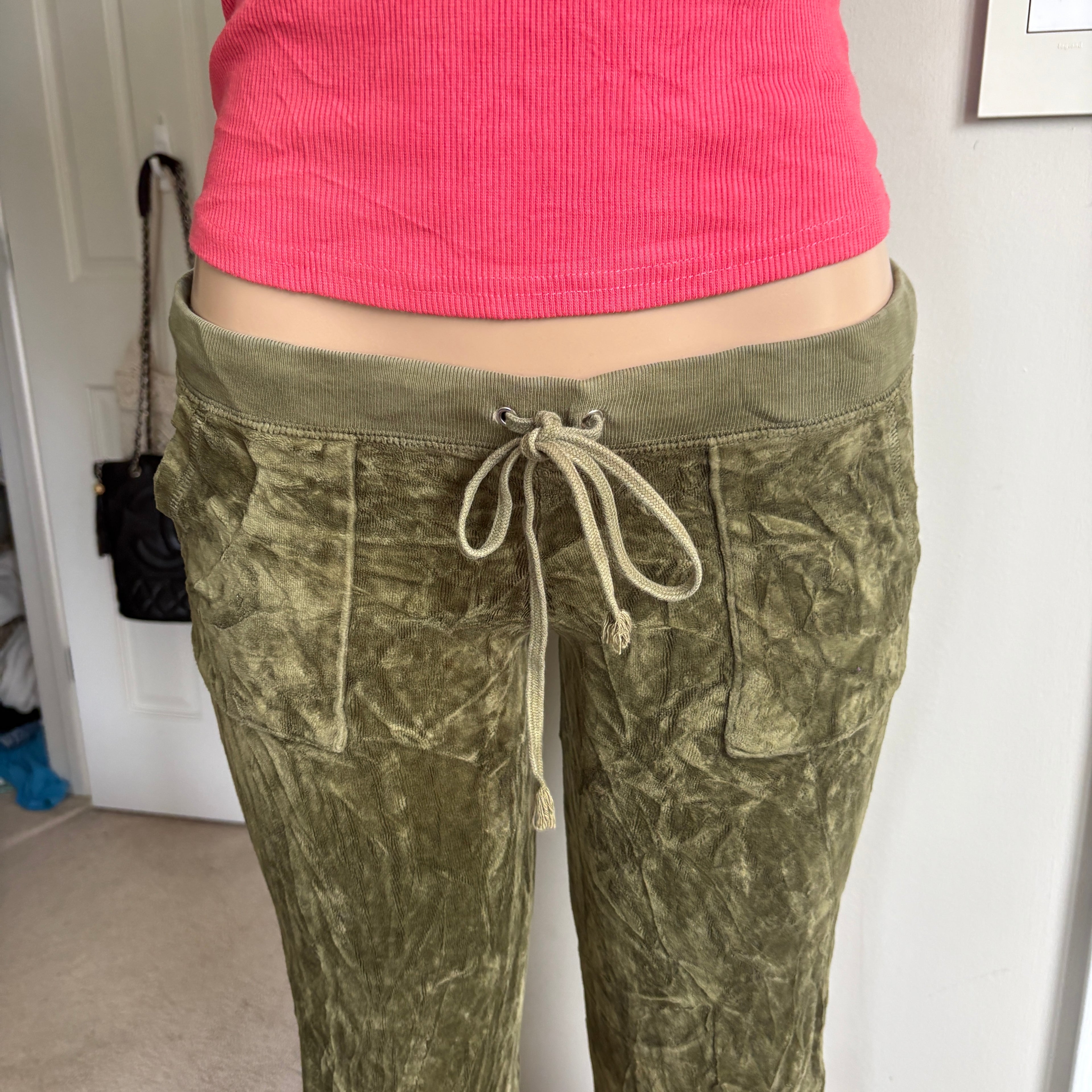 00s vintage Juicy Couture green velour snapback track sweatpants (size S)
