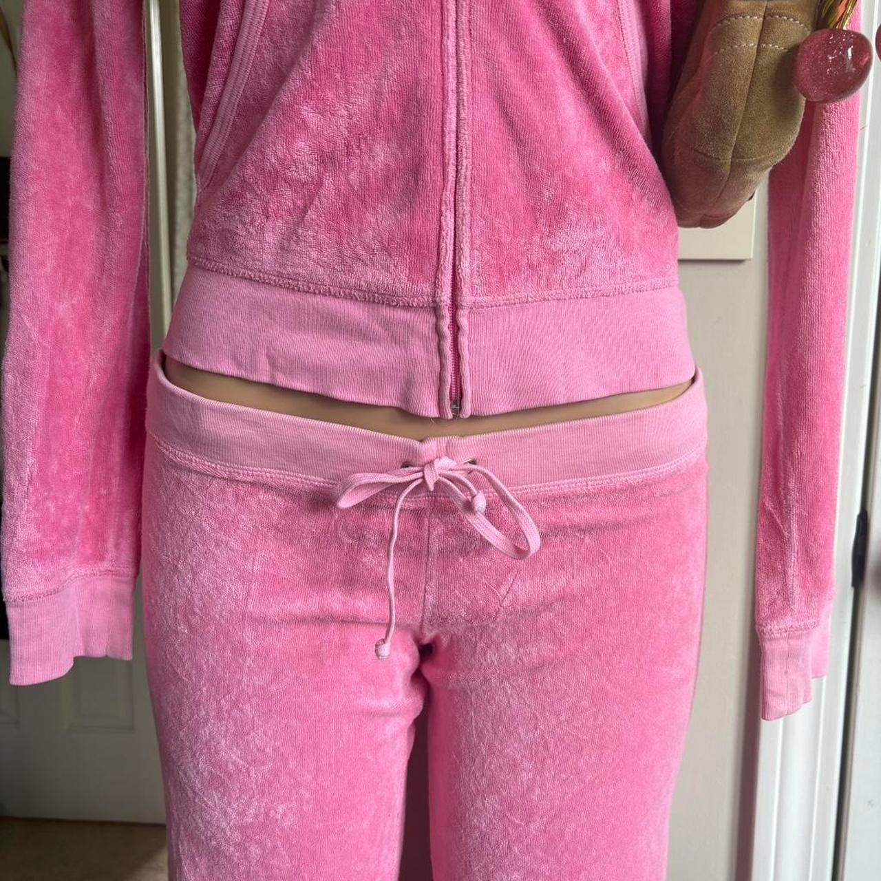 00s Juicy Couture pink daydreamer tracksuit set (size S)