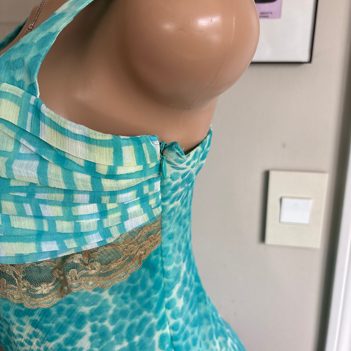00s blue leopard v neck dress (size L)