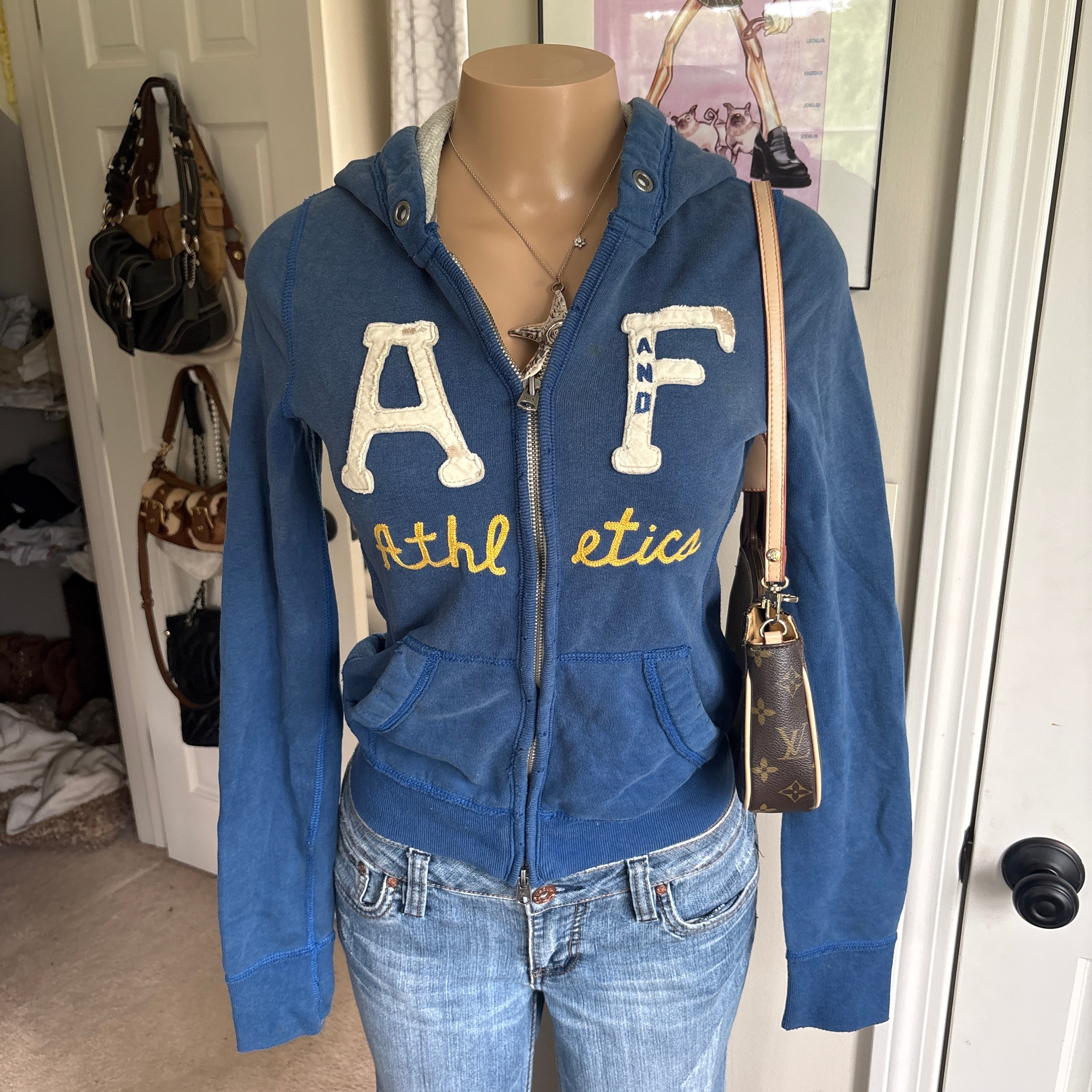 00s Abercrombie & Fitch blue spellout zip hoodie (size XS)