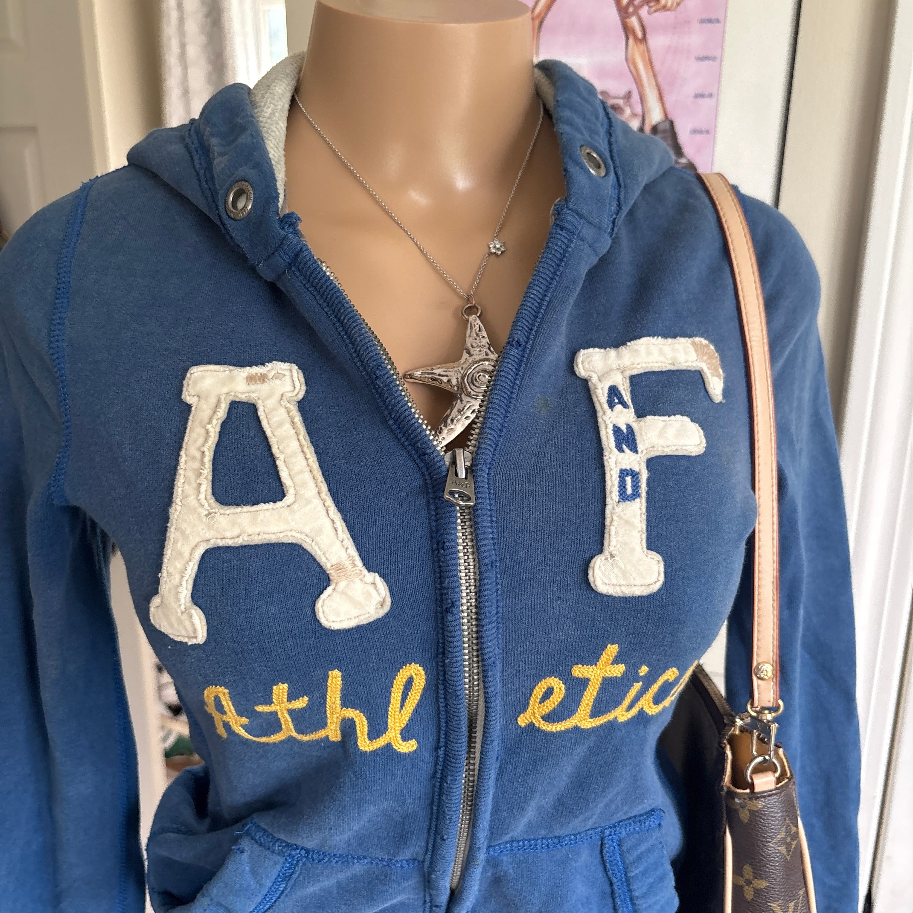 00s Abercrombie & Fitch blue spellout zip hoodie (size XS)