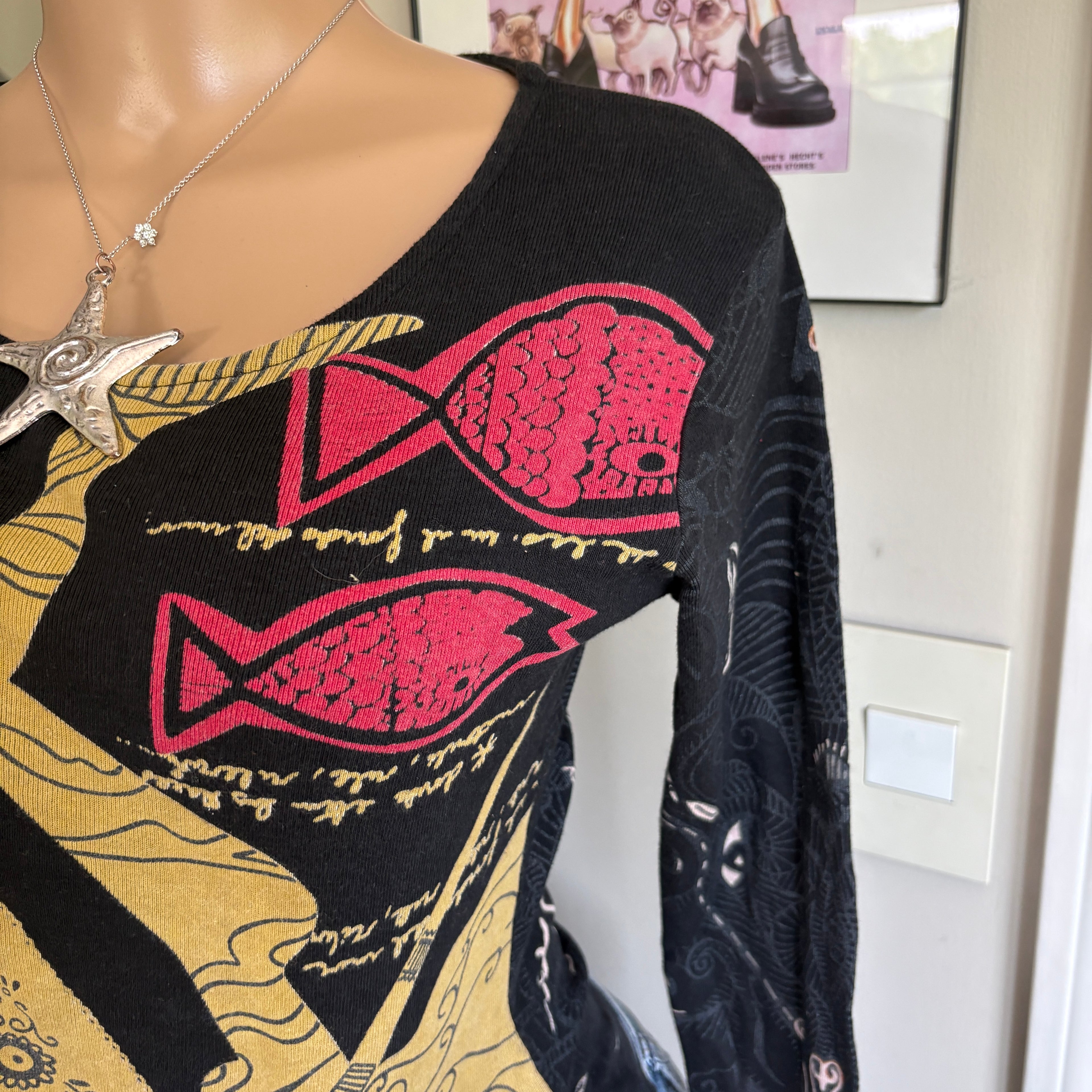 00s Rare Custo Barcelona graphic abstract long sleeve (size S/M)