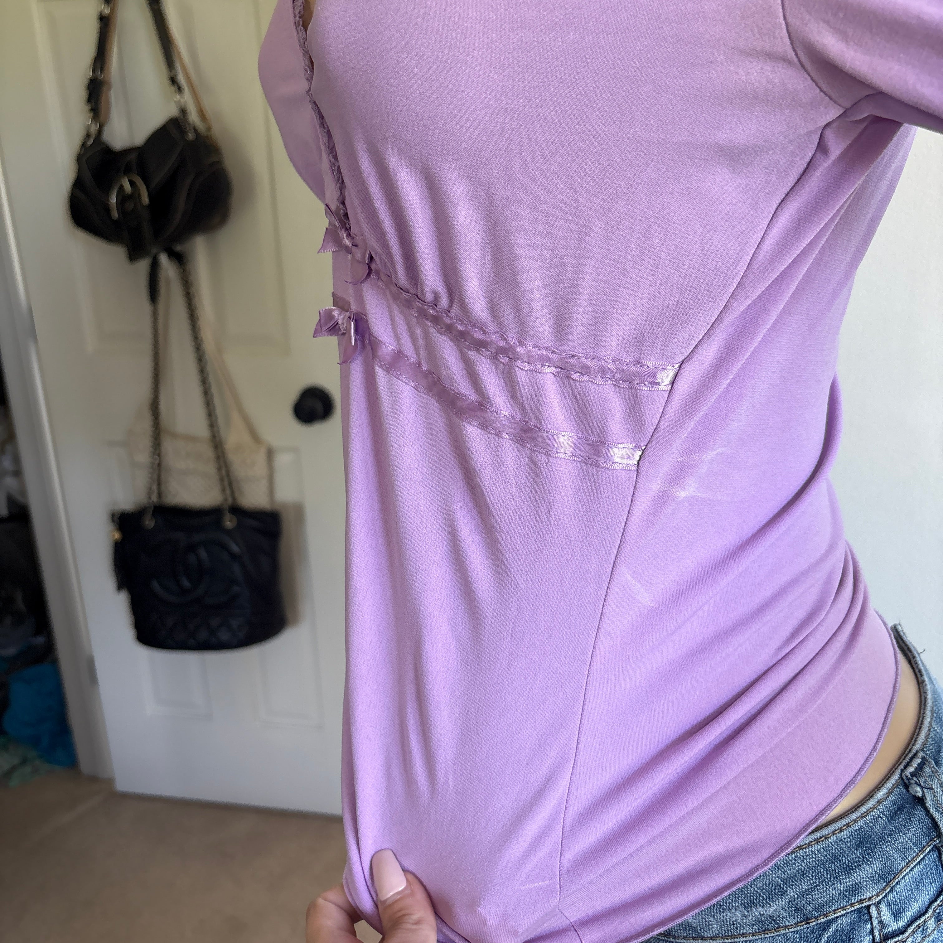 00s purple v neck bow long skeeve (size M)