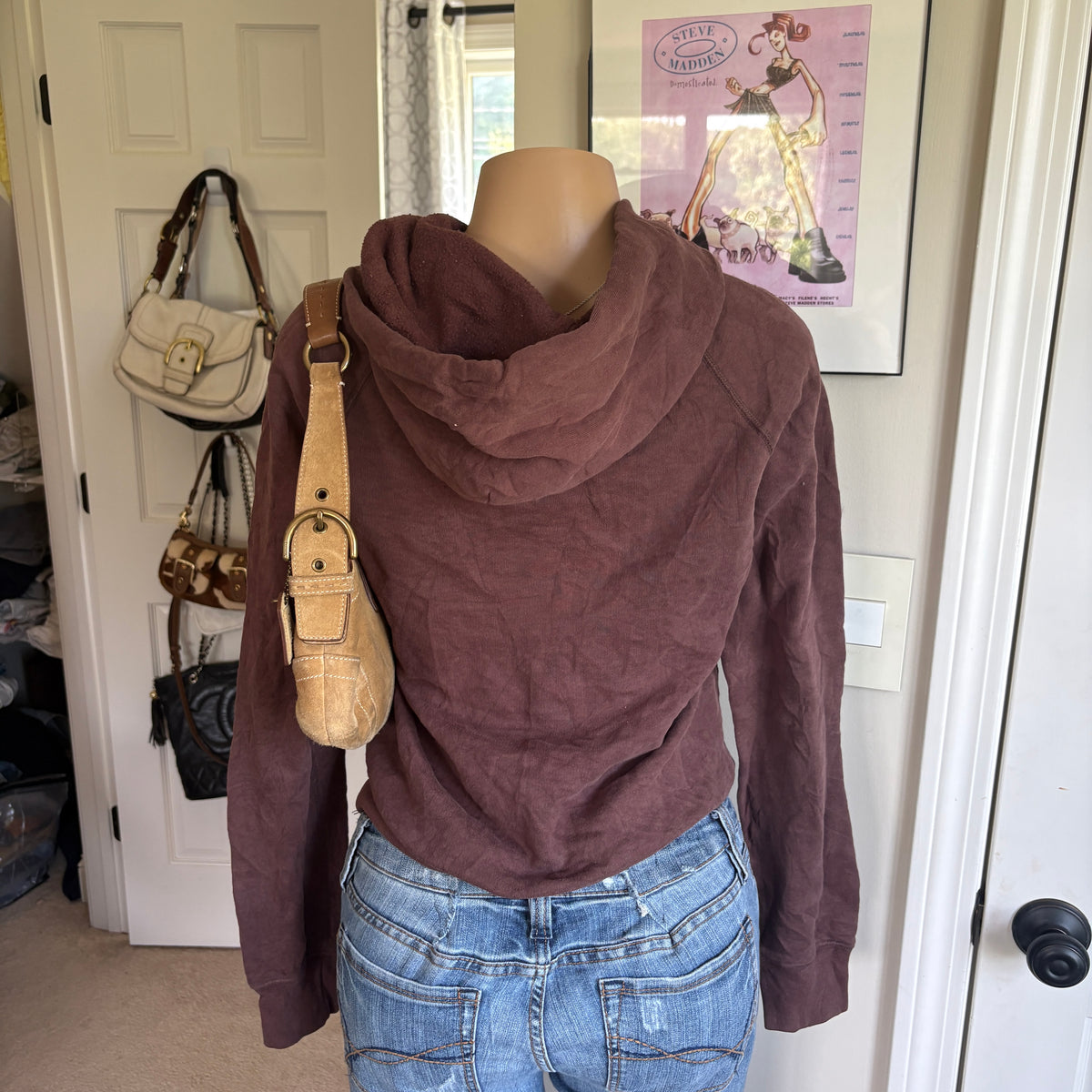 00s Abercrombie & Fitch brown spellout hoodie (size L)