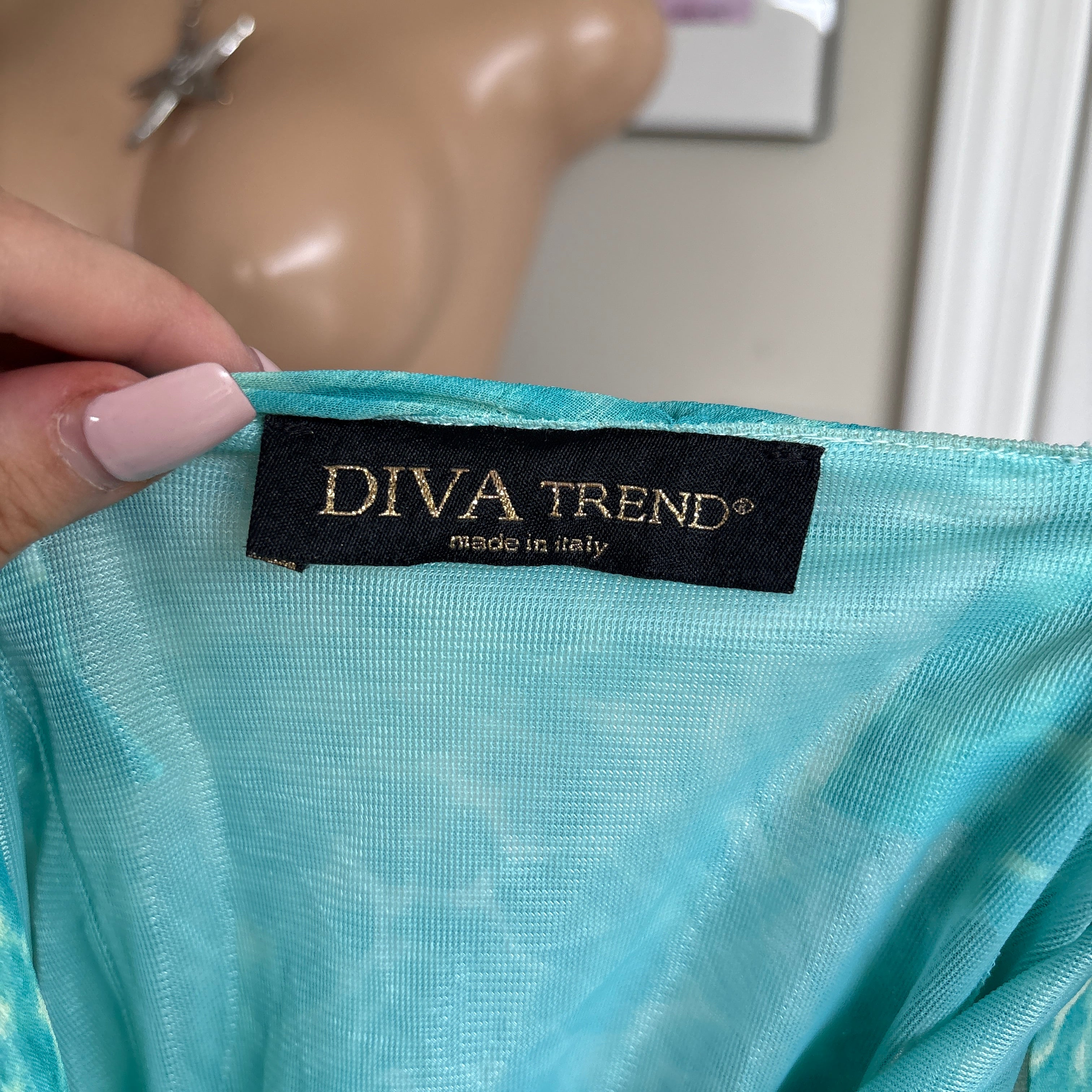 00s blue leopard v neck dress (size L)