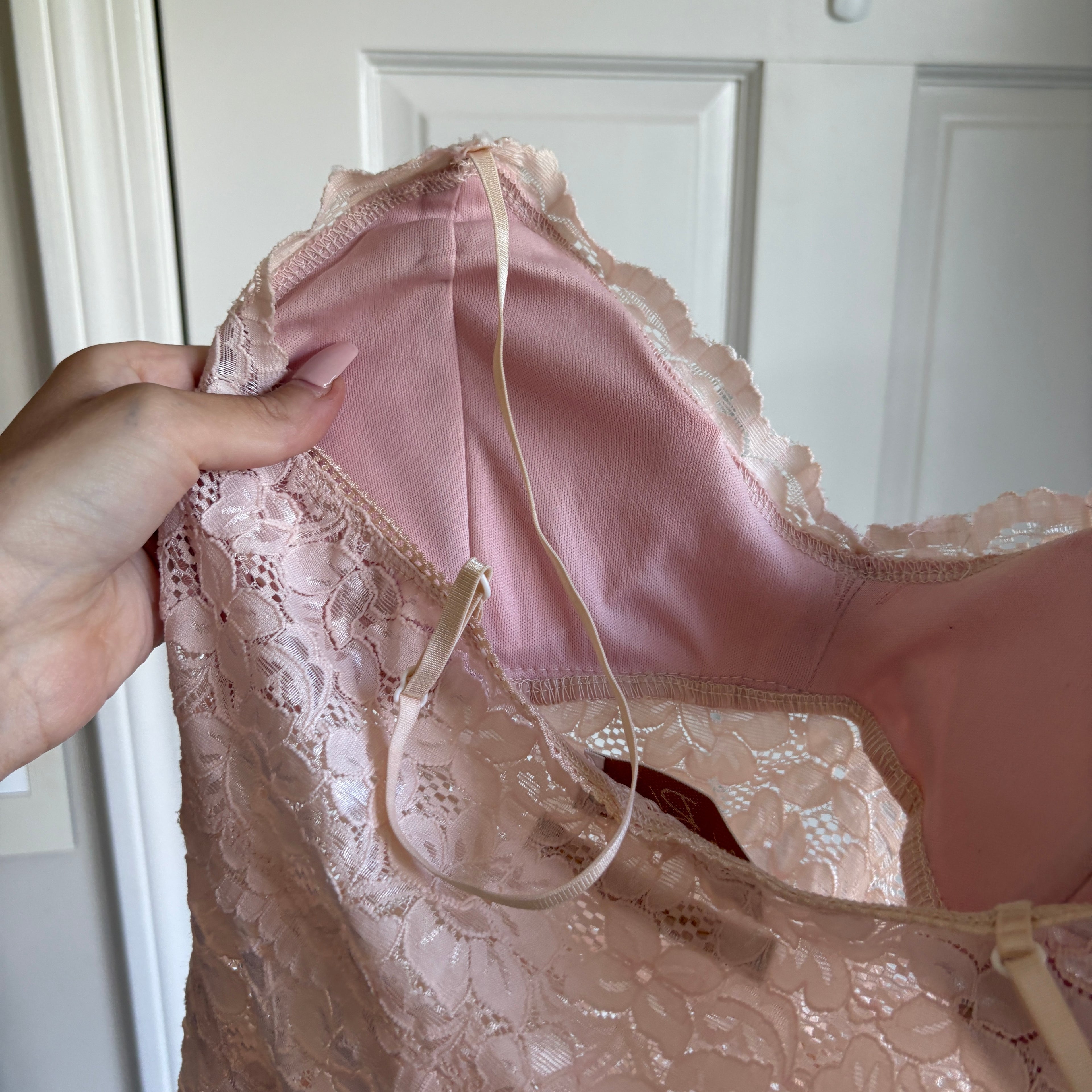 00s cream lace padded cami (size S)