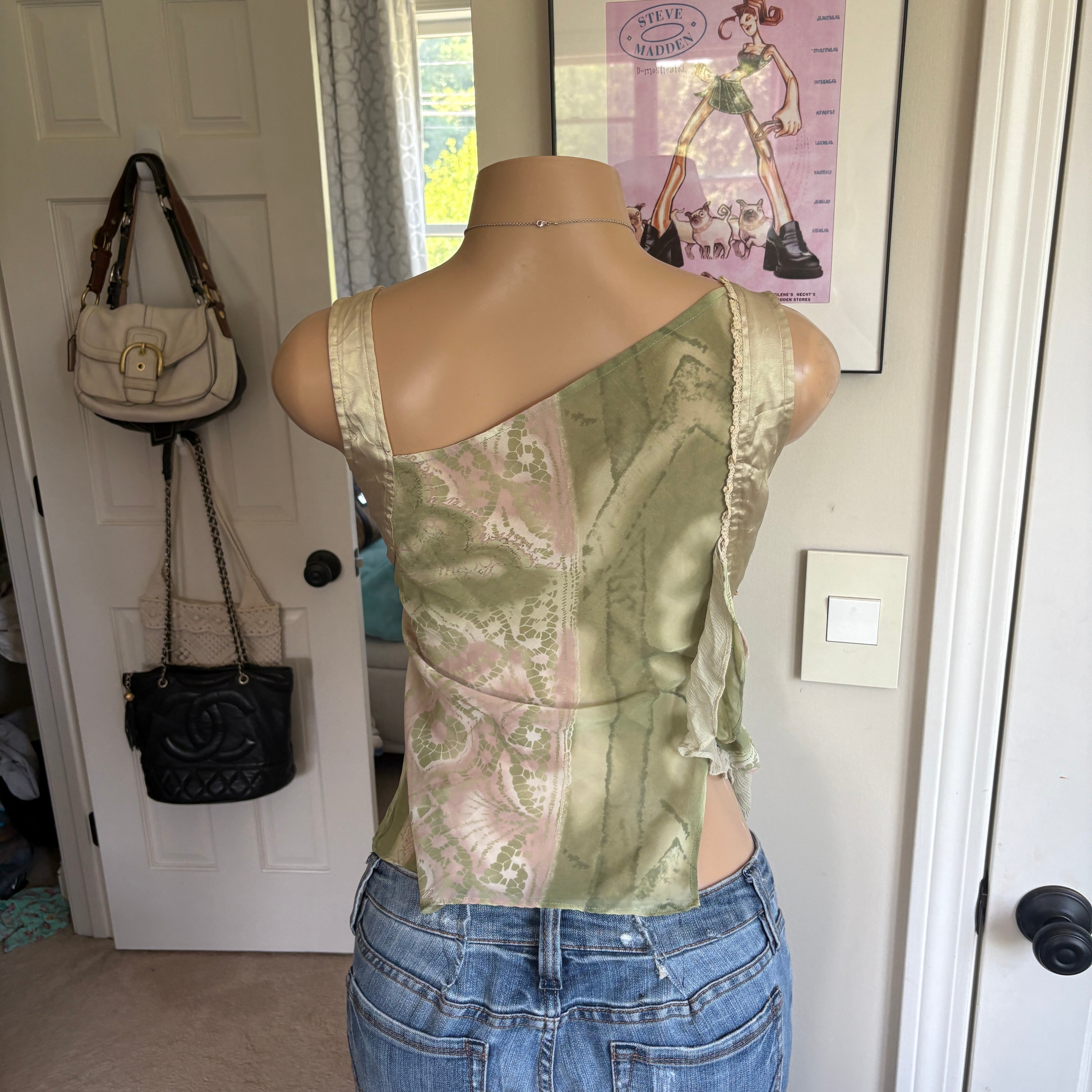 00s green beaded medallion tank top (size M)