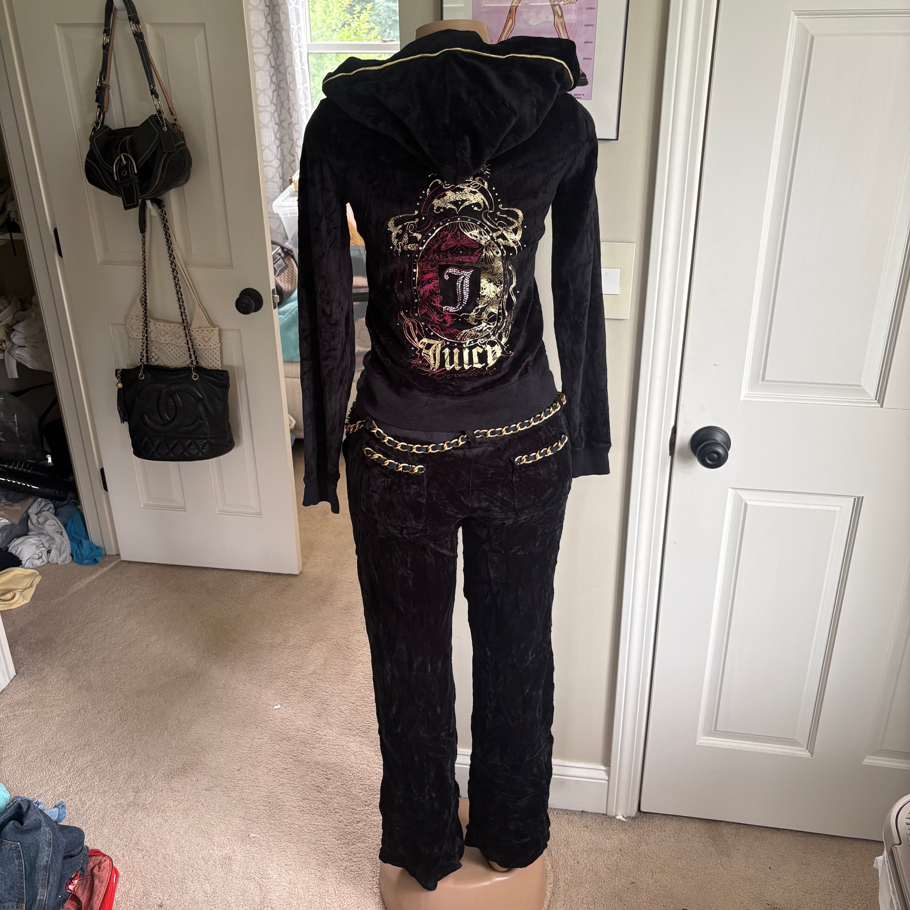 00s Juicy Couture black & gold chain tracksuit set (size S/M)